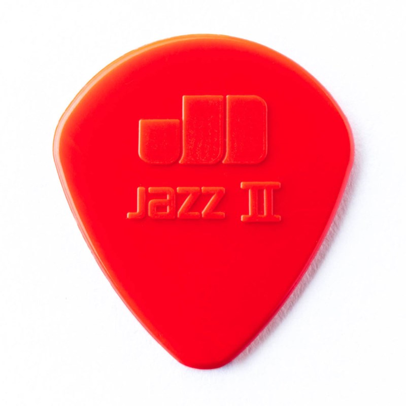 ■商品紹介Dunlop 47R JAZZ II PICK多種多様なラインナップを取り揃え、その独特な質感から弦のタッチニュアンスが出やすくリリース感もスムーズなことから多くのプロミュージシャンに愛用されています。立ち上がりの早さとピッキングレスポンスの良さからジャンルを問わずテクニカル系ギタリストに支持されているモデル。■カラー：Red■ゲージ：1.18mm ■先端： Semi Round検索キーワード：イケベカテゴリ_楽器アクセサリ_ピック_Dunlop (Jim Dunlop)_新品 SW_Dunlop (Jim Dunlop)_新品 JAN:0710137008717 登録日:2011/08/16 ピック ギターピック ダンロップ ジムダン ジムダンロップ