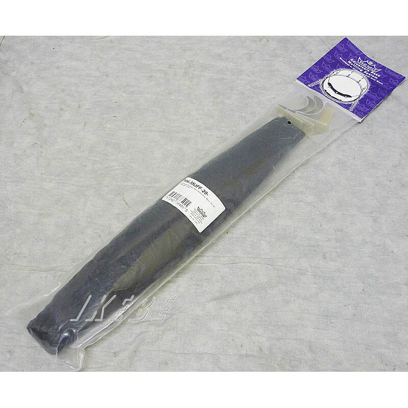 ■商品紹介レモ・バスドラム・マッフリング・システムデイヴ・ウエックルとの共同開発で生まれた、レモのバスドラム・ミュート。付属のC型のクランプをバスドラム・シェル内面にマジックテープで貼り付けることにより、演奏中のずれを防ぐことはもちろん、ミュートのヘッドへの辺りの多少を設定可能。他のサイズと組み合わせて、打面＆フロント面に使用すれば、より効果を発揮します。・20インチ バスドラム用・C クランプ（×3個）検索キーワード：イケベカテゴリ_ドラム_その他ドラムアクセサリ_REMO_新品 SW_REMO_新品 JAN:0757242384015 登録日:2013/09/21 レモ