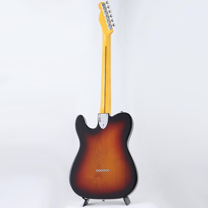 イケベ楽器楽天ショップのAmerican Vintage II 1977 Telecaster Custom (3-Color Sunburst/Rosewood) Fender USA (新品)｜アングル3