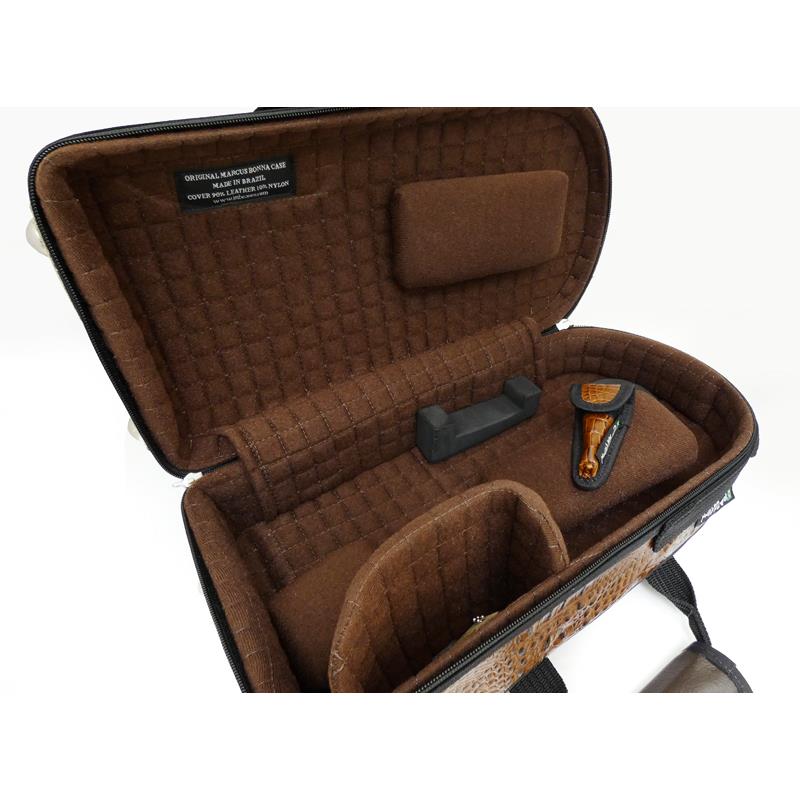 イケベ楽器楽天ショップのマーカス・ボナ / CR (クロコダイル調レザー) シングル ショートコルネット用 ケース MB (新品)｜アングル2