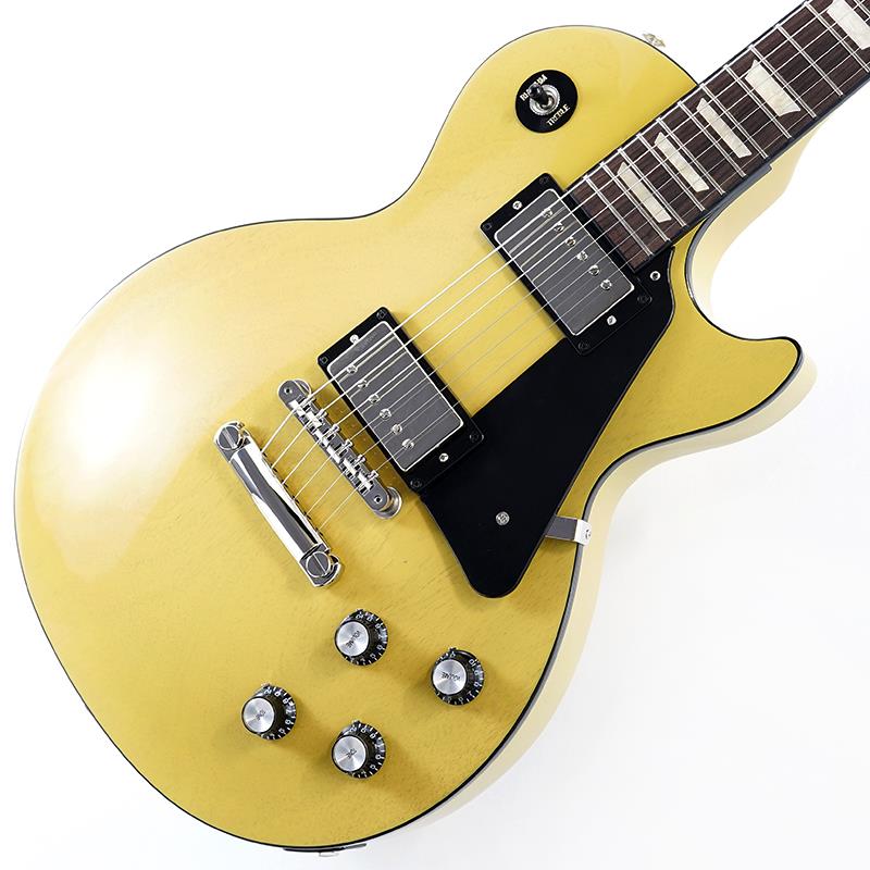 ■商品紹介Les Paul Standard 60s Mahogany Topは、世代や音楽のジャンルを超えてサウンドを支え、演奏され、愛されたクラシックなデザインを継承しています。ギブソン革新の黄金時代に敬意を表し、本物のサウンドを蘇らせます。レスポール・スタンダード60sマホガニー・トップは、ソリッド・マホガニー・ボディで、通常のメイプル・トップの代わりにマホガニー・トップが採用されています。これは、オール・マホガニー・ボディを採用したレスポール・カスタムと同様で、よりウォーミーでミッドレンジにフォーカスしたトーンとなっています。レスポール60sの魅力はそのままに、60年代スタイルのスリムテーパープロファイルのマホガニーネック、ローズウッド指板にトラペゾイド・インレイが施されています。ABR-1、クラシック・スタイルのTune-0-Maticブリッジ、アルミニウム製ストップ・バー・テールピース、キーストーン・ボタンVintage Deluxeチューナー、シルバー・リフレクター付きブラック・トップハット・ノブも装備されています。ピックアップはBurstbucker 61R（ネック）とBurstbucker 61T（ブリッジ）を搭載し、オーディオ・テーパー・ポテンショメーターとOrange Dropコンデンサーを使用しています。Weight≒4.02kgハードケース付属■仕様詳細BodyShape: Les PaulMaterial: MahoganyTop: MahoganyWeight Relief: NoneBinding: Single Ply Black， Top and FretboardNeckNeck: MahoganyProfile: Slim TaperNut width: 43.053mmFingerboard: RosewoodScale length: 628.65mmNumber of frets: 22Nut: Graph TechInlay: Acrylic TrapezoidHardwareBridge: ABR-1 Tune-O-MaticTailpiece: Aluminum Stop BarTuners: Vintage Deluxe with Keystone ButtonFinish: NickelElectronicsNeck pickup:60s BurstbuckerBridge pickup:60s BurstbuckerControls: 2 Volume， 2 Tone， Hand-wired with Orange Drop Capacitors検索キーワード：イケベカテゴリ_エレキギター_レスポールタイプ_Gibson_Les Paul Models_新品 SW_Gibson_新品 JAN:4570156004611 登録日:2025/11/05 エレキギター ギブソン レスポール
