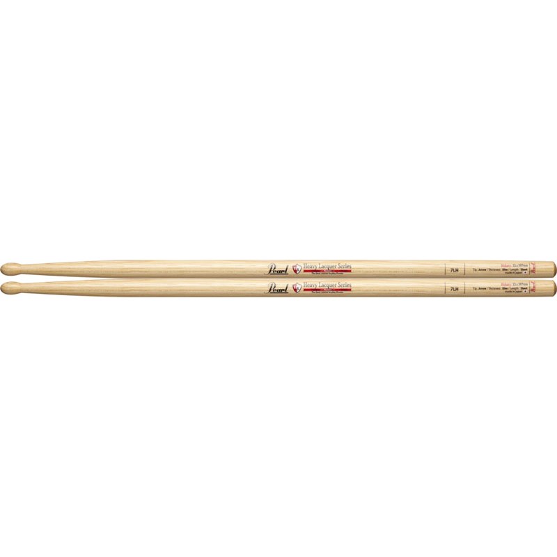 ■商品紹介＜Pearl Drum Sticks＞パールのドラムスティックは、素材選びから始まり、長期間のシーズニングを経て、1本ずつ入念に加工し、素材と重量の厳しい検査を経てきたもの。その充実したラインナップは、アーティストと密接な交流の中から生まれたもので、あらゆるドラマーに幅広く対応する傑作揃い。＜Heavy Lacquer Series〜To a drummer having a DRY hands〜 / Hickory＞長年パールの代表的なスティックとしてロングセラーを続けるモデルに、クリアーラッカー・コーティングを通常より厚めに施すことで多少ウェット感を与え、特に手が乾燥しやすいドラマーにとって滑り止め効果を発揮するモデル。スティック材として最もポピュラーなヒッコリーを採用。＜スペック＞サイズ：13mm x 397mm材質：ヒッコリーフィニッシュ：ヘヴィ・クリアラッカー検索キーワード：イケベカテゴリ_ドラム_スティック_Pearl_新品 SW_Pearl_新品 JAN:4549312026415 登録日:2014/10/17 スティック ドラムスティック パール