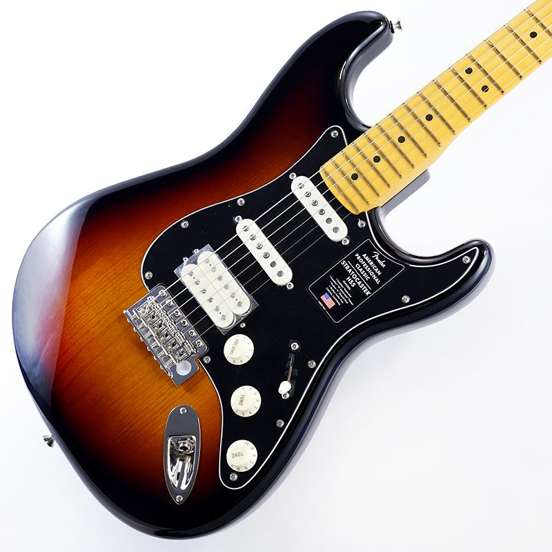 ■商品紹介American Professional Classic SeriesAmerican Professional Classic Stratocaster HSSは、ヴィンテージの魅力とモダンなパフォーマンスが完璧に融合したギターです。ヴィンテージにインスパイアされたCoastline ’57 StratocasterピックアップとCoastlineハムバッカーを搭載し、パンチと煌めきに満ちた、深みのあるトーンを奏でます。洗練されたModern Cシェイプネックは、快適な演奏性を提供し、Fender Staggered ClassicGearチューナーは、クラシックなルックスと正確なチューニング安定性を両立しています。カスタムフェードのヴィンテージ仕上げや、フェンダーらしいクラシックな塗装をラインナップ。サウンドだけでなく、見た目の美しさにもこだわりました。American Professional Classic Stratocaster HSSは、フェンダー黄金期の魂を受け継ぎながら、現代のプレイヤーのために進化したモデルです。※画像はサンプルです。製品の特性上、杢目、色合いは個体ごとに異なります。ギグバッグ付属■仕様詳細Series: American Professional ClassicBody Material: AlderBody Finish: Gloss UrethaneNeck: Maple， Modern CNeck Finish: Satin Urethane with Gloss HeadstockFingerboard: Maple or Rosewood， 9.5 (241 mm)Frets: 22， Medium JumboPosition Inlays: Black or White DotNut (Material/Width): Synthetic Bone， 1.685 (42.8 mm)Tuning Machines: Fender ClassicGear StaggeredScale Length: 25.5 (64.77 cm)Bridge: 6-Saddle Vintage-Style Synchronized TremoloPickguard: 3-Ply Black or 4-Ply Torioseshell or 3-Ply Mint GreenPickups:Coastline Humbucker (Bridge)Coastline ‘57 Single-Coil Stratocaster RWRP (Middle)Coastline ‘57 Single-Coil Stratocaster (Neck)Pickup Switching: 5-Position Blade:Position 1. Bridge Humbucker PickupPosition 2. Middle Pickup and Outer Coil Of HumbuckerPosition 3. Middle PickupPosition 4. Neck and Middle PickupPosition 5. NeckPickup Controls: Master Volume， Tone 1. (Neck & Middle Pickup)， Tone 2. Greasebucket Tone Circuit (Bridge & Middle Pickup)Control Knobs: Vintage White PlasticHardware Finish: Nickel/ChromeStrings: Fender USA 250L Nickel Plated Steel (.009-.042 Gauges)， PN 0730250403Case/Gig Bag: Included: Deluxe Gig Bag検索キーワード：イケベカテゴリ_エレキギター_STタイプ_Fender USA_American Professional_新品 SW_Fender USA_新品 JAN:0885978638826 登録日:2025/10/15 エレキギター フェンダー ふぇんだー フェンダーUSA