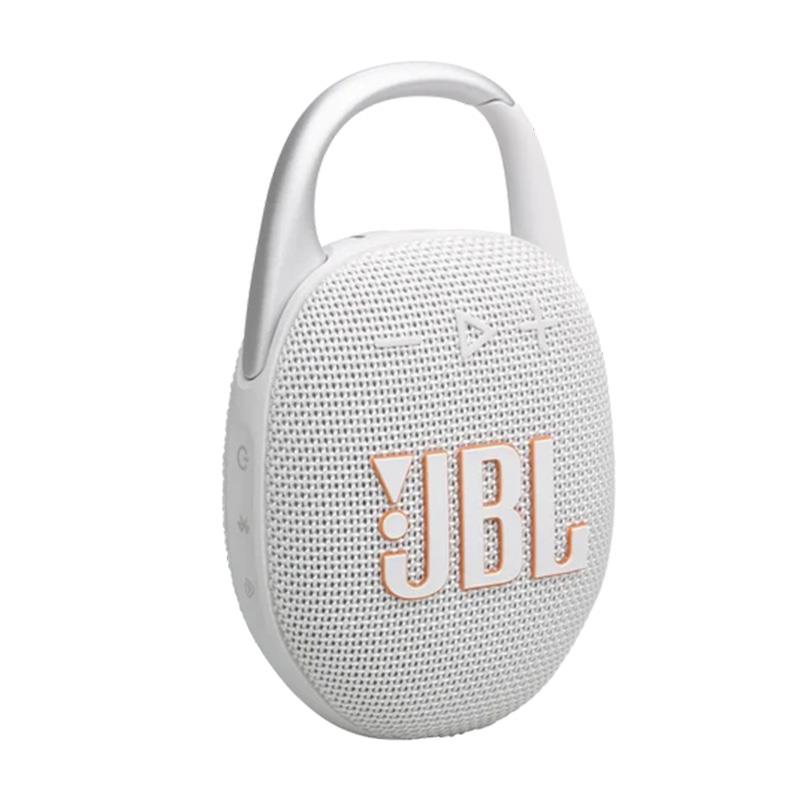■商品紹介【製品の特長】ウルトラポータブルなBluetoothスピーカーJBL CLIP 5 は、片手で持ち運べるほど小型ですが、サイズに騙されてはいけません。間口の広いカラビナ構造で、何にでもクリップできます。強力なドライバーとパッシブラジエーターが、より大きく奥行きのあるJBLプロサウンドとパンチの効いた低音を実現します。1回の充電で最大12時間の連続再生が可能。プレイタイムブーストをオンにすればさらに長時間の再生も可能です。IP67規格の防水・防塵性能を備えており、ハイキングやキャンプにも最適です。2台のCLIP 5をペアリングすることでステレオ再生に対応。また、複数のJBL Auracast対応スピーカーと接続することで、さらにスケールの大きなサウンドを楽しむことも可能です。豊富なカラー展開から、気分にぴったりの1台がが見つかるはずです。CLIP 5があれば、毎日がもっとエキサイティングになります。●ウルトラポータブルJBLプロサウンド小さいサイズに騙されないで。JBL CLIP 5は、パワフルなJBLプロサウンドとパンチの効いた低音で、本格的な音楽の迫力をお届けします。小さなスピーカーからは想像できないほどの力強いJBLプロサウンドが鳴り響きます。●さらに改良されたカラビナ完全一体型のカラビナは開きやすいように再設計されており、さらに使い勝手が良くなっています。CLIP 5はバックパックからベルトループまで、あらゆるアイテムに取り付けて、音楽をいつでもどこでも持ち運びできます。●12時間再生だけでなく、プレイタイムブーストモードをオンにすればさらに3時間再生することが可能です。バッテリー残量は心配ご無用。1回の充電で最大12時間再生可能。プレイタイムブーストをタップすれば再生時間がさらに最大3時間延長されます。パフォーマンスを調整して最適化し、より大音量で鮮明なサウンドを実現します。●防水・防塵対応JBL CLIP 5はIP67規格の防水・防塵対応により、プールサイドでのパーティや海辺のピクニックなど、さまざまな場面でお使いいただけます。*充電は必ず端子が乾いた状態で行ってください。故障や火災の原因となります。●JBL PortableアプリJBL Portableアプリを使用して、製品のアップデート、サポート情報へのアクセス、各種機能のロック解除のすべてをスマートフォンから直接行うことができます。複数のEQプリセットオプションでサウンドを調整することもできます。すべてカスタマイズ可能なイコライザで高音、中音、低音を調整。自分にぴったりのサウンドに。●リサイクル素材を採用JBL CLIP 5には、スピーカーグリルに再生プラスチックと再生ファブリックが使用されています。また、パッケージはFSC認証紙を使用し、環境負荷の低いソイインクで印刷されています。●Auracastによるマルチスピーカー接続もっとスケールの大きなJBLプロサウンドを楽しみたい？ 2台のCLIP 5を使用してステレオ再生が可能です。また、さらに複数のJBL Auracast対応スピーカーをワイヤレス接続すれば、もっとスケールの大きなサウンドが実現します。●鮮やかなカラーバリエーション最新のストリートファッションとライフスタイルトレンドにインスパイアされた独特なカラー展開。全く新しい色調と配色でデザインしました。【製品の仕様】仕様一覧出力 (W)7オーディオ仕様再生周波数帯域95 Hz - 20 kHzサイズ寸法（幅×高さ×奥行き）（cm）8.6 x 13.5 x 4.6寸法（幅×高さ×奥行き）（in）3.4 x 5.3 x 1.8本体重量(kg)0.285本体重量(lbs)0.628コントロール及び接続仕様Bluetoothトランスミッタ周波数帯域2400MHz - 2483.5 MHzBluetooth プロファイルA2DP 1.4， AVRCP 1.6Bluetooth送信機の変調GFSK， π/4 DQPSK， 8DPSKBluetoothトランスミッター電源10dBm (EIRP)Bluetooth バージョン5.3バッテリー充電時間(hrs)3最大再生時間15特徴防塵有IPX定格IP67マルチポイント機能有Wireless有防滴有充電ケーブル有防水対応有Auracast対応有充電可能バッテリ有Bluetooth有■同梱物JBL CLIP 5 ×1USB Type A to Cケーブル (30cm) ×1クイックスタートガイド × 1保証書/安全シート × 1※ご購入いただいた製品を長く安心してご利用いただくため、 JBL国内サイトでの製品登録（無料）をおすすめしています。※詳細な製品仕様はメーカーサイトをご確認お願い致します。※ご使用前にご利用環境や動作状況などを予めご確認の上、ご購入をお願い致します。※商品の仕様、価格並びに付属品などは予告なく変更することがあります。#ジェービーエル #ジェイビーエル検索キーワード：イケベカテゴリ_レコーディング_モニタースピーカー_モニタースピーカー_JBL_新品 SW_JBL_新品 JAN:4968929221356 登録日:2026/06/10 モニタースピーカー スタジオモニター