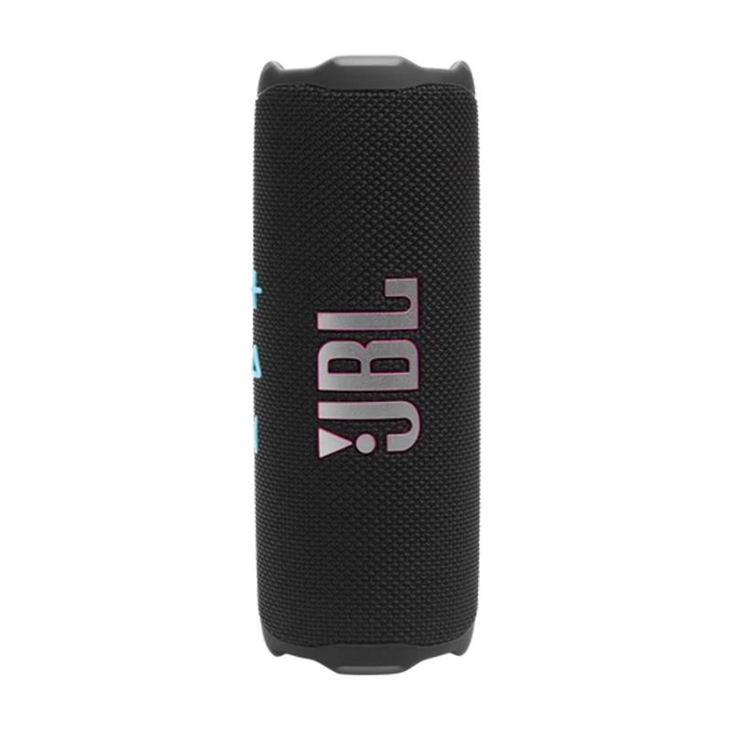 ■商品紹介【製品の特長】手のひらに収まる、人生のサウンドトラック。JBL FLIP 7は、いつでもどこでも比類のないJBLサウンドを提供します。音楽そのものがそうであるように、音楽の聴き方にも境界線はありません。ビーチパーティーで盛り上がるときも、庭やお風呂でゆったりくつろ ぐときも、ロマンチックな夜のムードを演出するときでも、FLIP 7はあらゆるシチュエーションに合わせて豊かな時間を生み出してくれます。独創的な新技術 AI Sound Boostにより、JBLのシグネチャーサウンドがこれまでになく強力で比類のないものへと進化しました。その結果、JBL FLIP7は、コンパクトな筐体からは信じられないほどのパワフルかつ心躍るサウンドを実現しています。また、FLIP 7の特長はそのデザインとパワフルさだけではありません。FLIP 7は業界トップクラスのIP68防水・防塵性能を誇り、最高品質のサウンドを提供しながらあらゆる環境で使用可能です。さらに、新しいPlaytime Boost機能により最大16時間の再生時間を実現。お気に入りの音楽をノンストップで楽しみ尽くしましょう。JBLの高品質サウンドをもっと幅広く広範囲で楽しみたいと思ったら、もちろんそれも可能です。他のAuracast対応のJBLスピーカーに接続することで、同じプレイリストをより広範囲（かつ大人数）で共有できます。サイクリング仲間と一緒に郊外を駆け巡ったり、ホームパーティーのエリアを別室まで拡大したりと、自由自在にサウンドをお楽しみください。JBL FLIP 7は普通のポータブルスピーカーとは一味違い、コンパクトながら強力な存在感を放つ、最強のスピーカーです。●AI Sound Boost搭載で迫力満点のJBLプロ・サウンド低域用のアンプを強化してスケール感を向上させると同時にツイーターもアップグレードしました。その結果、最大音量でもパワフルでクリアな低音を実現するだけでなく、新開発のドーム型ツイーターを加えた合理的な設計により、鮮明な高音を実現しつつサウンド全体での説得力が増しています。 さらに、独自の新技術AI Sound Boostを搭載したことにより、音楽信号をリアルタイムで解析し、歪みを抑えてFLIPシリーズ史上最高の音響性能を実現できるようになりました。まさに、FLIP 7の一台一台にJBLのサウンドエンジニアが宿っているようなものです。 そのため、従来のポータビリティはそのままに、より高品質でオールラウンドなサウンドを提供できるようになりました。 これまでと同じサイズ感で、これまでよりパンチの効いたサウンドを。●最大14+2時間の再生時間1回の充電で最大14時間再生可能。最高のムードをノンストップで継続します。パーティーをもう少しだけ楽しみたかったり大切な人との時間をあと少しだけ延長したいような時でもご心配なく。Playtime Boostでさらに最大2時間再生時間を延長できます。●Auracastによるマルチスピーカー接続仲間たちと同じグルーヴを共有したいと思ったことはありませんか？ もちろんそれも可能です。Auracast搭載で、2台のFlip 7を簡単にステレオペアリング。さらに複数のAuracast対応JBLスピーカーと接続することで、より広いサウンドステージを実現し、より広いエリアで同時に音楽を再生することが可能です。●IP68準拠の高い防水・防塵性能JBL Flip 7はできる限りどんな環境であろうと使用し続けられるように設計されています。業界トップクラス・IP68*準拠の防水防塵設計に加えて、1メートルの高さからコンクリートの床に落としても問題ないように衝撃への耐性も強化*しています。とはいえ、友達に見せびらかすためにスピーカーを放り投げて回るようなことはしないでくださいね。それより、パーティーを思いっきり楽しみましょう！ *深さ最大1.5メートルの真水に最大30分間水没させた実験条件に基づく。 *1mの高さからの落下試験を実施・通過。落下による無破損・無故障を保証するものではなく、落下による破損・故障は保証の対象外となります。●ロスレスオーディオ再生ロスレスで、音楽がさらに高品質に。より深い楽しみを知っている音楽ファンのために、USB Type-Cポートを介してラップトップやその他のオーディオデバイスにプラグインすることで、ロスレスオーディオ再生*を可能にしました。 *デバイス側でPCMにデコードのち再生。24bit/48kHzまで。 再生デバイス(USB-C端子搭載のiPhone/Android/Windows PC/MAC)にUSBケーブルを接続し、FLIP7の「PLAY」ボタンを長押ししている最中にUSBケーブルをつなぐと、自動的にUSBオーディオモードに入ります。USBケーブルは1.2m 以下のUSB 2.0ケーブルを別途ご用意ください。●環境に配慮したサステナブルな筐体とパッケージJBL Flip 7は、スピーカーグリルに77%の再生プラスチックと100%の再生ファブリックを使用しています。また、パッケージはFSC認証紙を使用し、環境負荷の低いソイインクで印刷されています。●PushLockシステムでアクセサリー交換可能カラビナも、ストラップも、片手1つで楽々切り替え。新しいPushlockシステムでアクセサリーが交換可能になり、お手軽にサウンドを持ち運べるようになりました。着脱はボタンを押すだけ。ストラップとカラビナははじめから同梱されています。●JBL PortableアプリJBL Portableアプリを使用すればJBL FLIP 7 のカスタマイズやFWアップデートが可能。その時その時の気分に合う最高のサウンドを、いつでも最新の状態で楽しむことができます。【製品の仕様】仕様一覧S/N比80 dB出力 (W)25 W RMS for woofer， 10 W RMS for tweeterオーディオ仕様周波数特性60 Hz - 20k Hzスピーカードライバー45 x 80 mm woofer/1.75 x 3 ， 16 mm tweeter/ 0.6サイズ寸法（幅×高さ×奥行き）（cm）18.3 x 7.0 x 7.2寸法（幅×高さ×奥行き）（in）7.2 x 2.7 x 2.8本体重量(kg)0.826本体重量(lbs)1.82コントロール及び接続仕様Bluetooth プロファイルA2DP 1.4， AVRCP 1.6Bluetooth 送信周波数範囲(GHz)2.4 - 2.483Bluetooth送信機の変調GFSK， π/4 DQPSK， 8DPSKBluetoothトランスミッター電源? 14 dBm (EIRP)Bluetooth バージョン5.4バッテリー充電時間(hrs)2.5最大動作温度45°CバッテリータイプLi-ion polymer 17.28 Wh最大再生時間14特徴IPX定格IP68Wireless有防水対応有iOS / Android対応のモバイルアプリ有Auracast対応有Bluetooth有■同梱物JBL Flip 7 x 1カラビナ x 1ショートストラップ x 1クイックスタートガイド x 1保証書/安全シート x 1*充電用USBケーブルは同梱されません。※ご購入いただいた製品を長く安心してご利用いただくため、 JBL国内サイトでの製品登録（無料）をおすすめしています。※詳細な製品仕様はメーカーサイトをご確認お願い致します。※ご使用前にご利用環境や動作状況などを予めご確認の上、ご購入をお願い致します。※商品の仕様、価格並びに付属品などは予告なく変更することがあります。#ジェービーエル #ジェイビーエル検索キーワード：イケベカテゴリ_レコーディング_モニタースピーカー_モニタースピーカー_JBL_新品 SW_JBL_新品 JAN:4968929223602 登録日:2026/06/10 モニタースピーカー スタジオモニター