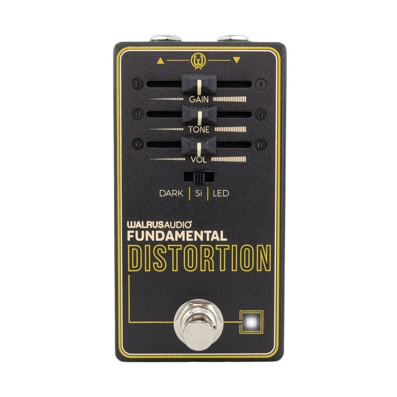 ■商品紹介WALRUS AUDIO Fundamental SeriesFundamentalシリーズはプロフェッショナルプレイヤーの求めるサウンドクオリティを満たしながらも、3つのスライダーとモード切り替え用3-wayスイッチを装備し、ペダル初心者にも易しいシンプルなコントロール設計でコストパフォーマンスに優れたモデル。バンドリハーサルからアリーナクラスのライブまで幅広くカバーする8モデルをラインアップ。Fundamentalシリーズはすべてのモデルをアメリカ・オクラホマ州のWalrus Audio本社でデザイン・製造しており、決して妥協は許しません。 -Fundamental Distortion-シリコンダイオード非対称クリッピングのDARK、ハードクリッピングのSI、LEDハードクリッピングのLEDの3つのディストーションモードを搭載したディストーションペダル。ダークでドゥームなサウンドから、シャープでエッジの効いたリードサウンドまでを幅広くカバー。検索キーワード：イケベカテゴリ_エフェクター_ギター用エフェクター_歪み系_ディストーション_WALRUS AUDIO_新品 SW_WALRUS AUDIO_新品 JAN:0810424034907 登録日:2023/04/18 エフェクター コンパクトエフェクター ストンプボックス ウォルラスオーディオ ウォルラス