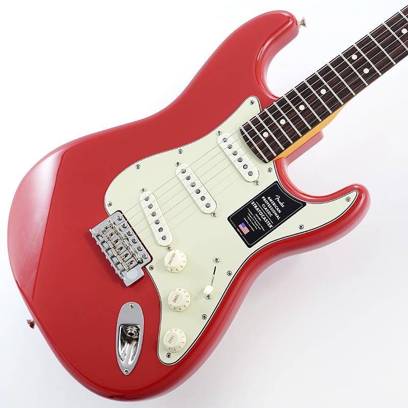 ■商品紹介American Professional Classic SeriesAmerican Professional Classic Stratocasterは、ヴィンテージの魅力とモダンなパフォーマンスが完璧に融合したギターです。ヴィンテージにインスパイアされたCoastline ’57 Stratocasterピックアップを搭載し、パンチと煌めきに満ちた、深みのあるトーンを奏でます。洗練されたModern Cシェイプネックは、快適な演奏性を提供し、Fender Staggered ClassicGearチューナーは、クラシックなルックスと正確なチューニング安定性を両立しています。カスタムフェードのヴィンテージ仕上げや、フェンダーらしいクラシックな塗装をラインナップ。サウンドだけでなく、見た目の美しさにもこだわりました。American Professional Classic Stratocasterは、フェンダー黄金期の魂を受け継ぎながら、現代のプレイヤーのために進化したモデルです。※画像はサンプルです。製品の特性上、杢目、色合いは個体ごとに異なります。■仕様詳細Series: American Professional ClassicBody Material: AlderBody Finish: Gloss UrethaneNeck: Maple， Modern CNeck Finish: Satin Urethane with Gloss HeadstockFingerboard: Rosewood or Maple， 9.5 (241 mm)Frets: 22， Medium JumboPosition Inlays: White or Black DotNut (Material/Width): Synthetic Bone， 1.685 (42.8 mm)Tuning Machines: Fender ClassicGear StaggeredScale Length: 25.5 (64.77 cm)Bridge: 6-Saddle Vintage-Style Synchronized TremoloPickguard: 4-Ply Tortoiseshell or 3-Ply Black or 3-Ply Mint GreenPickups:Coastline ‘57 Single-Coil Stratocaster (Bridge)Coastline ‘57 Single-Coil Stratocaster RWRP (Middle)Coastline ‘57 Single-Coil Stratocaster (Neck)Pickup Switching: 5-Position Blade:Position 1. Bridge PickupPosition 2. Bridge and Middle PickupPosition 3. Middle PickupPosition 4. Middle and Neck PickupPosition 5. Neck PickupControls: Master Volume， Tone 1. (Neck & Middle Pickup)， Tone 2. Greasebucket Tone Circuit (Bridge & Middle Pickup)Control Knobs: Vintage White PlasticHardware Finish: Nickel/ChromeStrings: Fender USA 250L Nickel Plated Steel (.009-.042 Gauges)Deluxe Gig Bag付属検索キーワード：イケベカテゴリ_エレキギター_STタイプ_Fender USA_American Professional_新品 SW_Fender USA_新品 JAN:0885978387885 登録日:2026/01/16 エレキギター フェンダー ふぇんだー フェンダーUSA