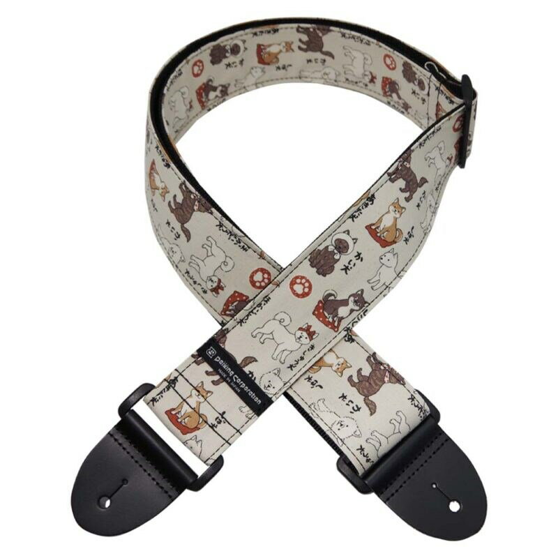 ■商品紹介DaikingStrap/Made In Japan日本製にこだわった高品位ギターストラップ、「DaikingStrap(ダイキングストラップ)」が入荷しました！楽器をなるべく傷つけない用に他のストラップではあまり見られないプラスチックパーツを使用しております。また、ストラップエンドには高い強度を持つ、高級な本革を使用してます。◆幅：約5cm◆長さ：約80cm-約142cm・自社工房で製作した日本製・YKK製プラスチックパーツ・YKK製ポリプロピレンテープ（裏地）・本革ストラップエンド・クロスには日本製生地を使用※生地を裁断して製造しているため柄は1本1本異なります検索キーワード：イケベカテゴリ_楽器アクセサリ_ギターストラップ_Daiking Corporation_新品 SW_Daiking Corporation_新品 JAN:4571694380311 登録日:2024/12/07 ストラップ ギターストラップ ダイキング ダイキン