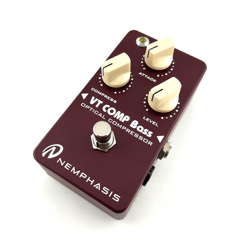 ■商品紹介ベース用に設計された高品質オプティカルコンプレッサー。指弾きからピック弾きまであらゆる奏法に対応します。付属品：箱保証：保証無し現状販売検索キーワード：イケベカテゴリ_エフェクター_ベース用エフェクター_ベース用コンプレッサー・リミッター_NEMPHASIS_ユーズド SW_NEMPHASIS_ユーズド JAN:2500080726336 登録日:2025/08/12 エフェクター コンパクトエフェクター ストンプボックス