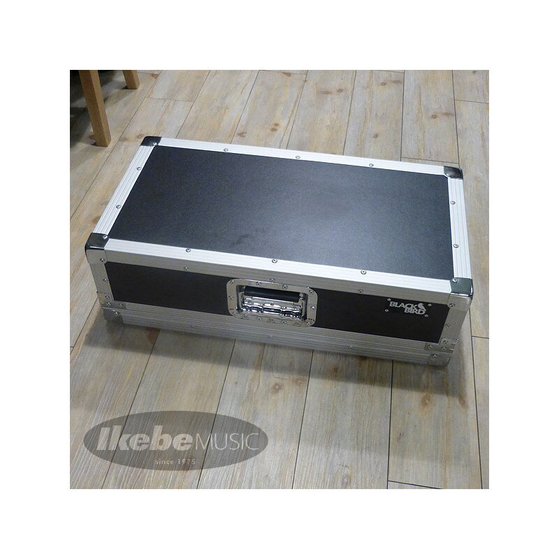 12 x 24 Tolex Pedalboard Carpet Top/Black w/ATA Case Blackbird Pedalboards (新品)