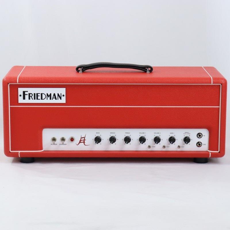 ■商品紹介【展示特価品】■JEL-212 CabinetJEL-50 Head のサウンドとポテンシャルを最大限に引き出せる様、Celestion G12M-65 12 Creamback を採用しました。標準モデル Friedman 212 Cabinet に搭載の Celestion Vintage 30 よりも大きな許容入力を持ち、スウィートでウォームなヴィンテージトーンが魅力のギターキャビネットです。■仕様詳細【JEL-212 Cabinet】・Hand crafted in USA・Cosmetics to match the Jake E Lee Signature Heads・2 x Celestion G12M-65 12 Creamback Speakers・Nominal impedance ? 8 Ohms・Closed back -rear ported cabinet design・Dimensions: 30.5cm (D) x 76.2cm (W) x 52.7cm (H)・Weight: 26.3 kg検索キーワード：イケベカテゴリ_ギターアンプ・ベースアンプ_ギターアンプ_ヘッド_チューブ_FRIEDMAN_アウトレット SW_FRIEDMAN_アウトレット JAN:2500070110770 登録日:2025/11/10 ギターアンプ フリードマン