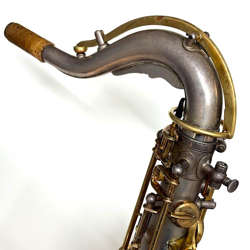 イケベ楽器楽天ショップのUSED 中古 【当店キーバランス調整3年保証/調整後出荷】1913's Cメロディサックス Buescher（ブッシャー） True Tone サテンSP/キー＆インナーベルGP S/N 174xx7 その他ブランド(管楽器・吹奏楽器) (ヴィンテージ...｜アングル2