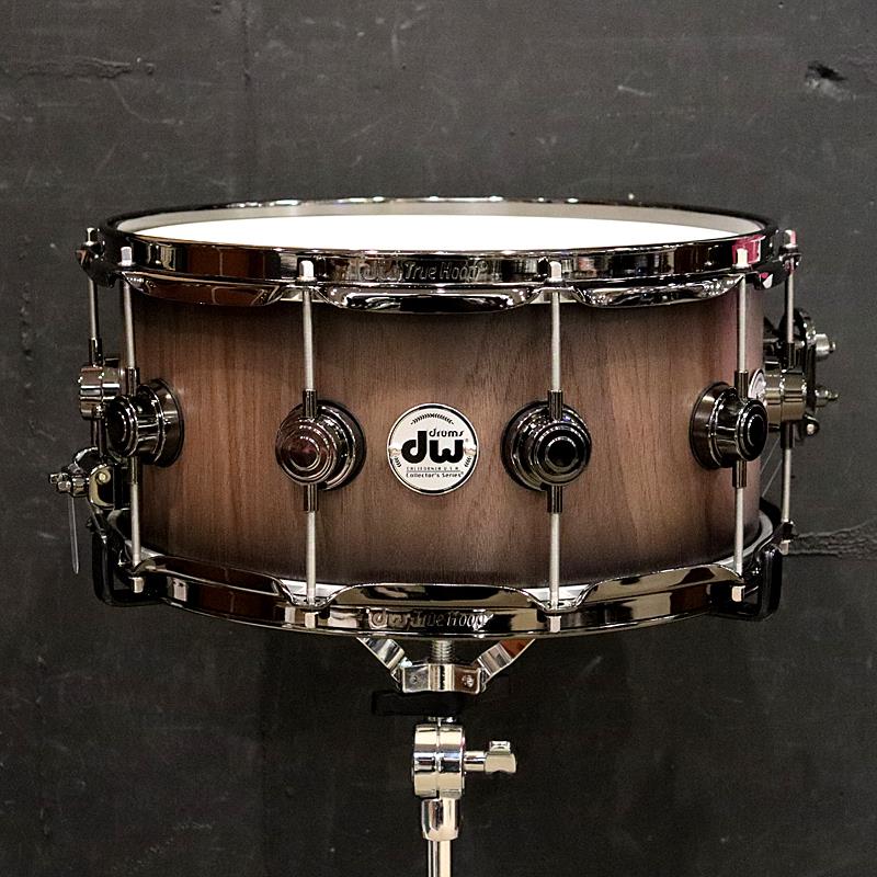 Rakuten - DR936514SSN692 [Collector's Pure Walnut 14''×6.5'' - Natural To Quick Ebony Burst / Black Nickel Finish Harare]【限定生産モデル】 dw (新品)