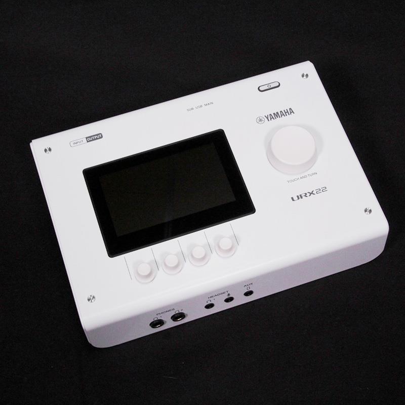 【開封アウトレット特価】URX22 W (White)(ホワイト)(ヤマハ)(オーディオインターフェース)(URXシリーズ)(USB-C搭載)(タッチパネル)(DSP内蔵)(32bit 192kz) YAMAHA (アウトレット 新品特価)