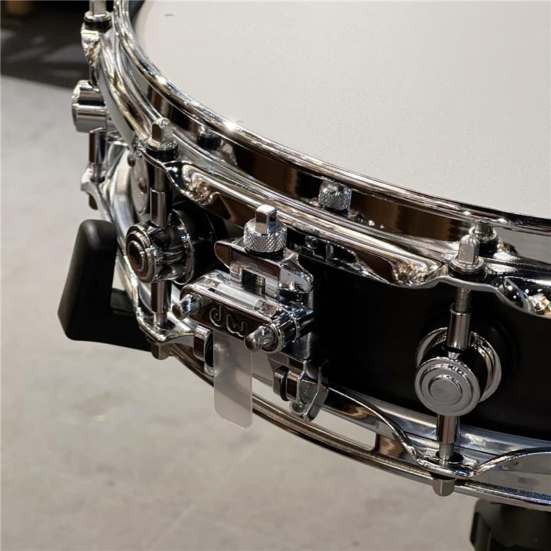 イケベ楽器楽天ショップのDRS03114SSC107 [Collector's Pure Maple Pi 14×3.14 / Ebony Satin Oil] dw (新品)｜アングル2