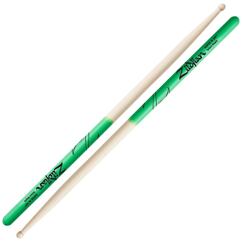 ■商品紹介[Maple Series Super 7A / Wood Tip / Natural Finish / Green DIP]DIPがウエイトバランスを後ろに移動させる為、軽くスイングしやすいドラムスティック。■仕様詳細材質：メイプル全長：406mm径：13.3mmチップ：ウッドフィニッシュ：ナチュラルグリップ：グリーン・ディップ検索キーワード：イケベカテゴリ_ドラム_スティック_Zildjian_新品 SW_Zildjian_新品 JAN:0642388318904 登録日:2021/10/14 スティック ドラムスティック ジルジャン