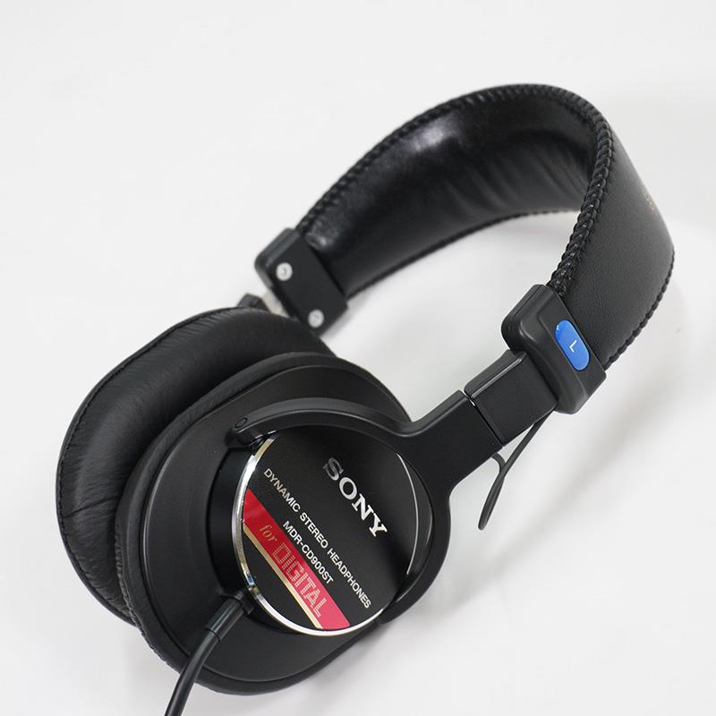 楽天市場】スタジオ モニターヘッドホン sony ソニー mdr-cd900stの通販