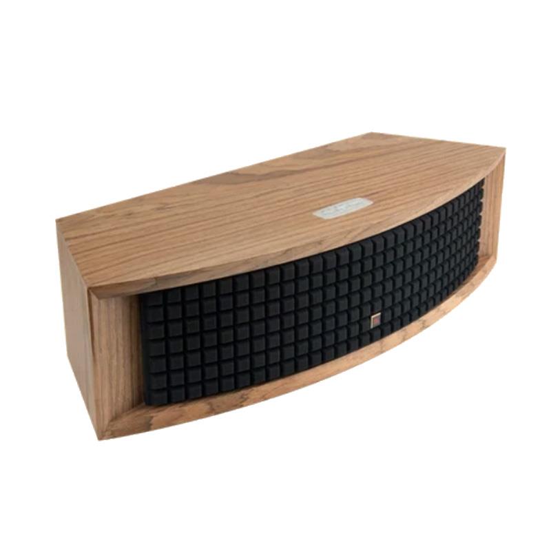 ■商品紹介【製品の特長】JBL L42ms Music Systemは、1つのキャビネットにステレオ2ch分のJBLスピーカーを搭載した、今日のエンターテインメント・ライフスタイルに合わせてデザインされたサウンドシステムです。象徴的なJBL Quadrexグリルにカバーされた、音声を広く分散させるために角度が付けられたフロントバッフルには、4インチ（100mm）径のピュアパルプコーン・ウーファーと、広くて均一な音場を作り出すウェーブガイドを装備した0.75インチ（19mm）径アルミニウムドームツイーターが左右に一対水平レイアウトで 搭載されています。L42msの外装には、姉妹機であるL75msから受け継がれたスタイリッシュなQuadrex曲面グリル、テーパーサイドエッジと、クラシックなJBLリアルウッド突き板仕上げのナチュラルウォールナット仕上げが施されています。●アングルド・フロントバッフルに、4インチ（100mm）径のピュアパルプコーン・ウーファー2基と、ウェーブガイドを装備した0.75インチ（19mm）径アルミニウムドームツイーター2基を水平レイアウトで搭載。 ライブ感あふれるサウンドと明瞭なステレオ・イメージ、サイズを超えた音場感を実現。●Google Chromecast Built-in、Apple Airplay 2、Spotify Connect、Bluetooth対応●24bit / 96kHz Hi-Res対応DAC●オーディオ用RCAおよび3.5mmアナログステレオ入力とUSBストレージを再生できるUSB-A端子、TV用HDMI-ARC端子装備●ナチュラルウォールナットの家具グレードの突き板仕上げ●Bluetooth ワイヤレスリモコンとJBL Premium Audio アプリ●選択可能なサウンド・フィールド・エキスパンダー（SFX）とバスコンター機能●システム総合出力200W RMS（低域 75W / 高域25W×2ch）の4chアンプ内蔵（バイアンプドライブ）【製品の仕様】タイプコンパクト・インテグレーテッド・ミュージックシステム低域100mmデュアル・ピュアパルプ・コーンウーファー高域ウェーブガイド付き20mmデュアル・アルミドームツイーターアンプ出力総合出力200W RMS， Class D 4chアンプ、ウーファー 75W × 2 RMS / ツイーター25W × 2 RMS ステレオ構成周波数特性55Hz〜25kHz（-6dB）クロスオーバー周波数5kHz（DSPデジタルチャンネルデバイダー）最大音圧レベル102dB@1mサウンドコントロールスピーカー設置場所の境界補正、切り替え可能なサウンドフィールド・エキスパンダー（SFX）サブウーファー出力オートセンシング / 80Hz HPフィルター自動適用ワイヤレス入力WiFiストリーミング、Bluetooth 4.2■同梱物L42ms インテグレーテッド・ミュージックシステム x1スピーカーグリル x1リモコン x1安全シート x1AC電源コード (本数、形状は国によって異なります)※1台分の同梱物になります※ご購入いただいた製品を長く安心してご利用いただくため、 JBL国内サイトでの製品登録（無料）をおすすめしています。※詳細な製品仕様はメーカーサイトをご確認お願い致します。※ご使用前にご利用環境や動作状況などを予めご確認の上、ご購入をお願い致します。※商品の仕様、価格並びに付属品などは予告なく変更することがあります。#ジェービーエル#ジェイビーエル検索キーワード：イケベカテゴリ_レコーディング_モニタースピーカー_モニタースピーカー_JBL_新品 SW_JBL_新品 JAN:4968929220052 登録日:2026/07/14 モニタースピーカー スタジオモニター