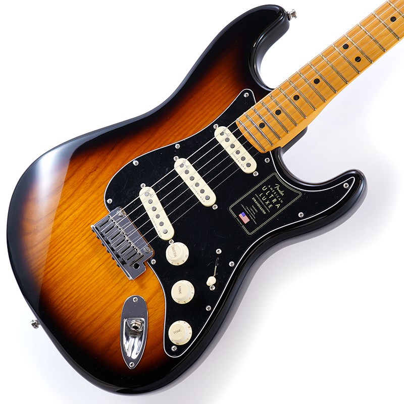 ■商品紹介Fender American Ultra Luxe SeriesAmerican Ultraはパフォーマンスとトーンの両方を極めたいプレイヤーのために作られた、最もモダンで先進的なシリーズです。今回、ステンレススチール製のフレットに、鮮明なカスタムカラーでマッチングされたヘッドストックを備えたAmerican Ultra Luxe Stratocasterはまさにその進化系とも言えます。本モデルは、長時間にわたり演奏しても快適さを損なわない、ハイポジションへ容易にアクセスが可能なテーパードネックヒールに丁寧なエッジ処理が施された特製のAugmented Dシェイプネックを採用しています。22本のステンレススチールミディアムジャンボフレットを備えた10-14インチコンパウンドラジアスの指板は、ストレス無くスピーディで正確なソロを可能にし、Ultra Noiseless Vintageピックアップの高度なワイヤリングは、幅広いサウンドを鳴らすことが可能です。ボディには美しく機能的なコンターが施され、どのポジションを弾いていても、この上なく快適な演奏性をもたらします。その他、ロッキングチューナー、クロームハードウェア、ボーンナットを採用しています。どんなジャンルにも対応できるこの先進的なモデルは、あなたの演奏をさらなる高みへと押し上げます。本製品にはプレミアムハードシェルケースが付属します。※画像はサンプルです。製品の特性上、杢目、色合いは1本1本異なります。■仕様詳細Series: American UltraBody Material: AshBody Finish: Gloss UrethaneNeck: Maple， Augmented DNeck Finish: Ultra Satin Urethane with Gloss Headstock FaceFingerboard: Maple or Rosewood， 10 to 14 Compound Radius (254 mm to 355.6 mm)Frets: 22， Medium Jumbo Stainless SteelPosition Inlays: Black Pearloid Dot (Maple)， White Pearloid Dot (Rosewood)Nut (Material/Width): TUSQ， 1.685 (42.8 mm)Tuning Machines: Deluxe Cast/Sealed LockingScale Length: 25.5 (648 mm)Bridge: 2-Point Deluxe Synchronized Tremolo with Pop-In ArmPickguard: 3-Ply Black/White/BlackPickups: Ultra Noiseless Vintage Strat (Bridge)， Ultra Noiseless Vintage Strat (Middle)， Ultra Noiseless Vintage Strat (Neck)Pickup Switching: 5-Position BladePosition 1. Bridge PickupPosition 2. Bridge and Middle PickupPosition 3. Middle PickupPosition 4. Middle and Neck PickupPosition 5. Neck PickupSpecial Electronics: S-1 Switch Adds Neck Pickup Into Positions 1 and 2Controls: Master Volume (with S-1 Switch)， Tone 1. (Neck/Middle Pickups)， Tone 2. (Bridge Pickup)Control Knobs: Aged White Soft Touch KnobsHardware Finish: Nickel/ChromeStrings: Fender USA 250L Nickel Plated Steel (.009-.042 Gauges)， PN 0730250403ハードケース付属検索キーワード：イケベカテゴリ_エレキギター_STタイプ_Fender USA_American Ultra_新品 SW_Fender USA_新品 JAN:0885978555536 登録日:2021/06/13 エレキギター フェンダー ふぇんだー フェンダーUSA アメリカンウルトラ アメトラ