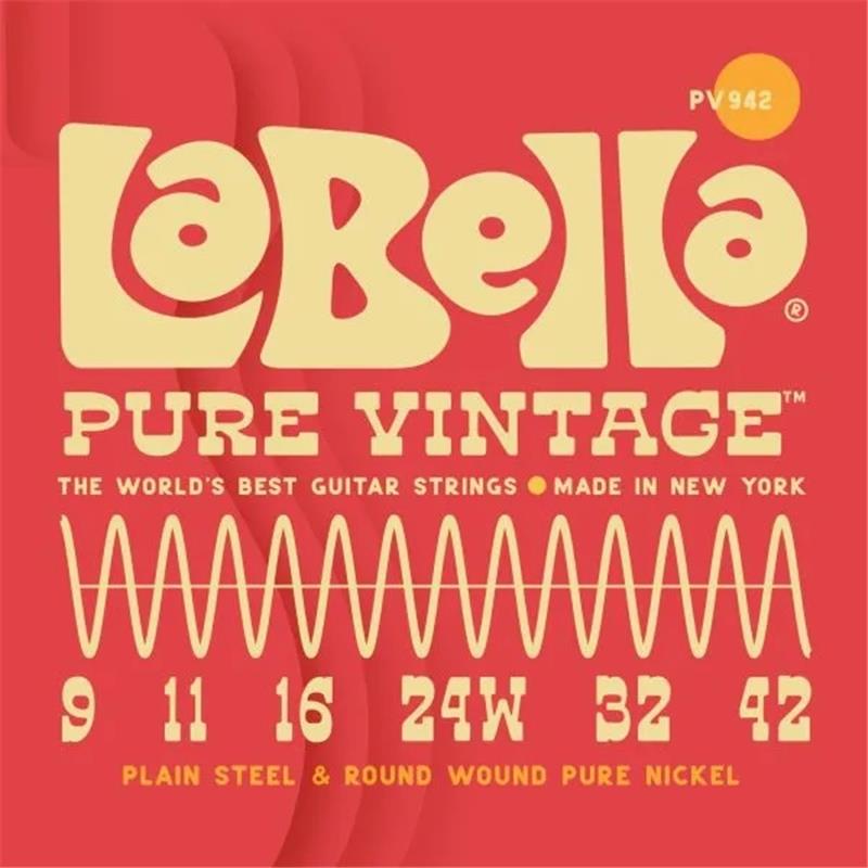 ■商品紹介La Bella / Pure Nickel Round Wound Strings現代において最も象徴的なギターはすべて1950年代後半から1960年代前半に作られたもの。これら、数十年の時を経た楽器が奏でる伝説的なトーンをプレイヤーは今後も追求していく事になるでしょう。ラベラ・ストリングスは当時から現在まで、そのトーンを作り出すためのピュアニッケル弦を生産し貢献してきました。それは非常に優れたサウンドで、古い時代にはアメリカのほぼ全てのギター工場が出荷時の弦として採用していたのです。もし、あなたが本物のビンテージトーンを追求するなら、「ラベラのピュア・ビンテージ・シリーズを張る」という事をお忘れなく。PV0942 LIGHT：.009/.011/.016/.024w/.032/.042検索キーワード：イケベカテゴリ_楽器アクセサリ_弦_エレキギター弦_La Bella_新品 SW_La Bella_新品 JAN:0656295093830 登録日:2026/01/09 エレキギター弦 ギター弦 エレキ弦