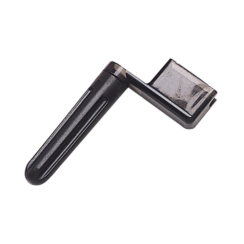 楽器種別：新品キョーリツ/新品 商品一覧＞＞楽器アクセサリ【〜5，000円】 商品一覧＞＞メンテナンス用品/工具/キョーリツ 商品一覧＞＞品揃え豊富な当店なら弦、パーツ、ケーブルなどのアクセサリーがまとめて揃います！キョーリツ SW200/BK [ストリングワインダー]商品説明ギター用ストリングワインダーアルトベンリ・・・有ると便利なギターアクセサリー。手で巻くよりも断然早く、楽に弦を張り替える事が出来ます。※ベースにはご利用いただけませんイケベカテゴリ_楽器アクセサリ_メンテナンス用品_工具_キョーリツ_新品 SW_キョーリツ_新品 JAN:4534853913300 登録日:2015/07/20 KC Kyoritsu