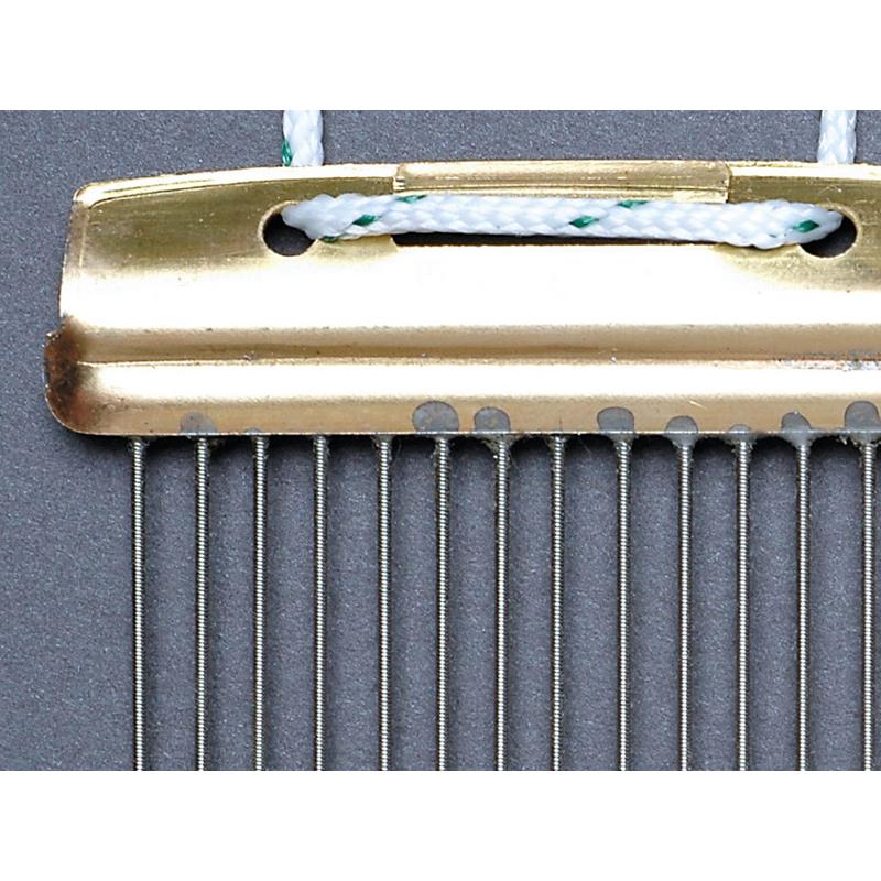 楽器種別：新品Grover Pro Percussion/新品 商品一覧＞＞ドラム【5，000円〜15，000円】 商品一覧＞＞その他ドラムアクセサリ/Grover Pro Percussion 商品一覧＞＞安心してお買い物頂けるよう、スネアもシンバルも丁寧梱包でお届けします！Grover Pro Percussion GV-14CB [スナッピー | ストレート線15本 | シルバー | ミディアムゲージ]商品説明響き線の1本1本がチューニングされた状態で両端のプレートに接着されています。自然な張り具合で、太鼓の音をバランス良くまとめます。コード止め、テープ止めのストレイナーならすべて装着可能です。なお、Grover Proのスネアワイヤーは、しっかりとしたスネアベッドがあるドラムに適しています。また、過度なテンションは不要で、締めすぎると音が詰まったようになり、響きが損なわれます。正しく調整すれば、繊細かつパワフルな音色が得られます。仕様-SPEC仕様：クラブ/ブライト（明るくしっかりした響き）ゲージ：ミディアム材質：シルバー線数：15本サイズ：14″ 内面当たり紐：ダクロンコード、ナイロンストラップ付イケベカテゴリ_ドラム_その他ドラムアクセサリ_Grover Pro Percussion_新品 SW_Grover Pro Percussion_新品 JAN:0874833003213 登録日:2025/07/21 グローバー