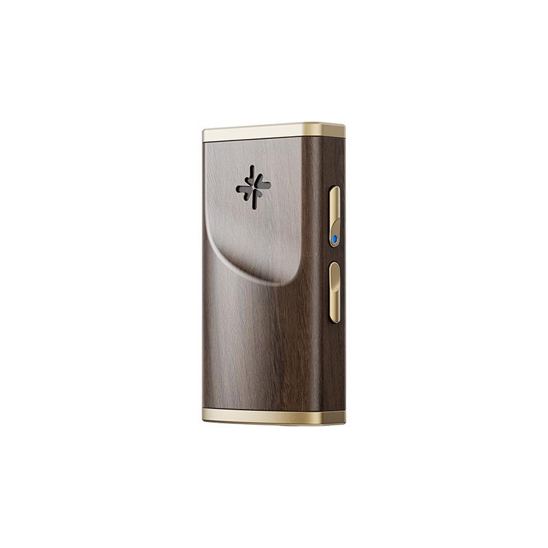 楽器種別：新品FiiO/新品 商品一覧＞＞レコーディング【5，000円〜10，000円】 商品一覧＞＞ヘッドフォン・イヤフォン/ヘッドフォンアンプ・分配器/FiiO 商品一覧＞＞パワーレックは、専門スタッフに気軽に相談できる渋谷発のDTM・レコーディング機材専門フロアです。FiiO Snowsky MELODY Walnut (ウォルナット)(フィーオ)(ポタアン)(ポータブルアンプ)(ポータブルオーディオ)(ヘッドホンアンプ)(ハイレゾ)(FIO-SSMELODY-W)商品説明【製品の特長】★ポケットから思わず出したくなる。天然ウッドのポップでモダンなハイレゾ・ポタアン木製ボディのレトロなポータブルヘッドホンアンプ が登場。天然木とモダンなHiFiオーディオの組み合わせによる自然な音色と感触を体感してください。●小さなボディに詰まったハイレゾオーディオSnowsky MELODYは優れた音質が保証されている証であるハイレゾオーディオ認証を取得しています。最大PCM 384kHz/32bitとDSD256をサポートしているため、音楽の細部まで確実に再現が可能です。●天然木だからこそ生み出される。ユニークなサウンドと温かいボディSnowsky MELODYのボディは北米産の高品質な熟成木材で作られいます。一つ一つに独自の質感と色があり、それぞれがユニークなサウンドを生み出しています。木材は精密なCNC機械加工、研磨、注油、乾燥、その他の複雑なプロセスを経て、高品質を維持するために丁寧に加工されています。木製のボディは、温かみのある滑らかな手触りと、経年による色合い、風合いの変化により、時代を超えた魅力を放ちます。●3.5mmシングル＋4.4mmバランス＋同軸S/PDIF出力をサポート3.5mmシングル出力：汎用性が高く、インラインコントロールやマイクに対応しています。アダプター ケーブルを使用すると同軸S/PDIF信号の出力にも使用できるため、各種D/Aコンバーターへのデジタル出力も可能です。4.4mmバランス出力：4.4mmバランスヘッドホンケーブルと互換性があり、より大きな出力とより高解像度な出力が可能となります。※3.5mmと4.4mm端子には同時に接続しないでください。●10バンドPEQであなたの好みの音を内蔵の高度なDSPにより、10バンドの高精度PEQ（パラメトリックEQ）を搭載しました。プリセットPEQの他に、自由に調整できる3つのカスタムPEQプロファイルが用意されており、自分だけのサウンドチューニングを楽しむことができます。FiiO Control APPとWebリンクコントロールもサポートしており、PEQ 設定の保存、共有ができるため、他のユーザーとの繋がりを楽しむことも出来ます。※システム権限の制限により、iOSデバイスはFiiO Control APPを介してSnowsky MELODYに接続したり制御したりすることはできません。●インラインコントロールとマイク通話機能に対応3.5mmジャックは、インラインコントロールとマイク通話に対応しています。イヤホン/ヘッドホンのインライン コントロールを使用するだけで、再生と一時停止、トラックの切り替え、音量の調整などが簡単に行えます。※Apple製スマートホンや一部のAndroidスマートホンは、システム権限の関係でインラインコントロールや通話に対応していない場合があります。●スマートホンのバッテリーを保護する、超低電力モード高度な内蔵マイクロプロセッサとFIIOの最先端のソフトウェア開発により、消費電力と発熱を抑えながら優れたオーディオを提供します。音楽再生が停止すると、Snowsky MELODYの待機消費電力は10mAを下回ります。例えばスリープタイマーを設定して音楽再生が停止したのち一定時間操作が行われなかった場合、Snowsky MELODYは自動的に超低消費電力の待機モードに移行するため、翌朝スマートホンのバッテリーが切れた状態で目が覚めるような心配はありません。●緻密に設計されたオーディオ再生の心臓部オーディオ再生の心臓部には、高性能USBチップ、オーディオグレードDSP、Cirrus Logic製DAC「CS43131」二基を搭載しています。これらを用いてFIIOの開発チームは、厳格な測定、放熱処理、消費電力設計を行い、さらに主観的なリスニング体験において新たなステージに導くべく懸命に取り組みました。●取り外し可能なケーブルやUACモードの切り替えによる幅広い対応機器Snowsky MELODYには取り外し可能なケーブルが付属しており、Android / iOS / Windows / Macおよびその他のプラットフォームと互換性があります。さらに、USB Audio Classのモード切り替えをサポートしています。UAC1.0モードにより、各種ゲーム機などのAndroid以外のシステムとの互換性があり、より迫力ある体験をお楽しみいただけます。●近年のFIIO製品を象徴する優美な曲線設計Snowsky MELODYのボディやボタンには、近年のFIIO製品を象徴する曲線的デザインで飾られています。刀のような流線型と木の温もりが融合し、クラシカルなデザインにダイナミックなアクセントを加えます。なめらかな曲線は指に自然にフィットし、使い心地も抜群です。こうした細部へのこだわりは、FIIOのユーザーファーストデザインの一端です。●ユーザビリティに配慮した音量調整/ボタン操作のカスタマイズアプリを用いて、ユーザーの習慣やニーズに合わせた操作方法が選択可能となっております。・音量調整モードの選択素早く調整できる「60段階」もしく細かく微調整ができる「120段階」から選択が可能です。・ボタンモードの選択モードA：短押しで音量＋/−、2秒間長押しで曲送り/戻しモードB：短押しで曲送り/戻し、2秒間長押しで音量を連続的に＋/−●実用的かつ趣のあるRGBライトインジケーター現在再生中のサンプリングレートをRGBライトで表示し、一目で判別可能となっています。水色：PCM 44.1〜48kHz黄色：PCM 88.2〜384kHz緑色：DSD※RGBライトは、 AndroidのFiiO Controlアプリでオフにすることができます。【製品の仕様】電源USBバスパワー駆動DACチップCS43131×2対応サンプリングレートPCM 384kHz/32bit、DSD256（Native）デジタル入力端子USB Type-Cアナログ出力端子3.5mmシングル、4.4mmバランスデジタル出力端子3.5mm 4極S/PDIF（※3.5mmシングルアナログ出力と排他）推奨インピーダンスシングル：16〜150Ωバランス：16〜300Ωヘッドホン出力シングル：100mW（32Ω、THD+N1%、USB入力）バランス：250mW（32Ω、THD+N1%、USB入力）S/N比シングル：123dB（32Ω、A特性）バランス：127dB（32Ω、A特性）周波数特性シングル：20Hz〜50KHz（≦0.2dB）バランス：20Hz〜50KHz（≦0.1dB）THD+Nシングル：0.00066%（0dB、32Ω）バランス：0.0003%（0dB、32Ω）ノイズフロアシングル：1.0uV（A特性）バランス：1.1uV（A特性）クロストークシングル：≧76dB（1kHz、32Ω）バランス：≧121dB（1kHz、32Ω）出力インピーダンスシングル：0.9Ωバランス：1.0Ω寸法・重量約42mm×22.5mm×11.5mm、重量約10g付属品USB Type-C to Type-Cケーブル／クイックスタートガイド／保証書イケベカテゴリ_レコーディング_ヘッドフォン・イヤフォン_ヘッドフォンアンプ・分配器_FiiO_新品 SW_FiiO_新品 JAN:4562314020939 登録日:2026/08/08 フィーオ