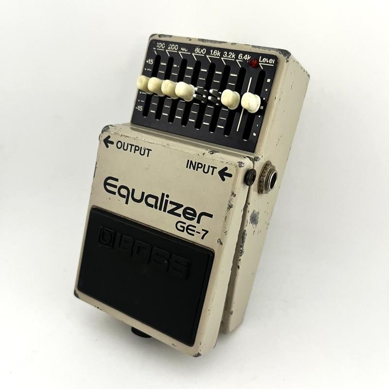 851064-01.jpg