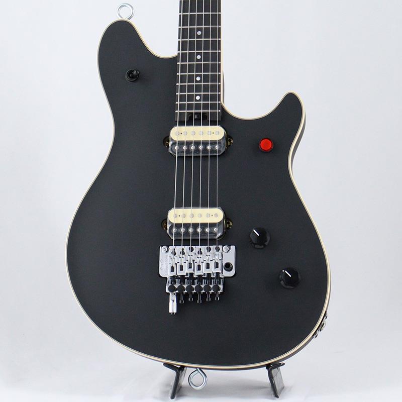 楽器種別：新品EVH/新品 商品一覧＞＞エレキギター【380，000円〜710，000円】 商品一覧＞＞その他/EVH 商品一覧＞＞当店のギターは、出荷前に専門スタッフが検品・調整しているので安心です！EVH Wolfgang USA Edward Van Halen Signature (Stealth Black/Ebony) [SN.WG17772A]商品説明Wolfgang USA Eddie Van Halen SignatureWolfgang USA Edward Van Halen Signatureモデルは、エディ・ヴァン・ヘイレンの最新スペックを搭載し、クラシックなルックスと壮大なスケールのサウンドを実現します。バスウッドボディにビッグリーフメイプルトップと5plyバインディングをあしらい、エディの精密なスペックに合わせて製造されたボルトオン式クォーターソーンメイプルネックはグラファイト補強され、手作業によるバックサテン仕上げにフィニッシュすることで滑らかなプレイアビリティを実現。12インチ〜16インチコンパウンドラジアスのエボニー指板には22本のヴィンテージステンレススチールフレット、パーロイド（アイボリーフィニッシュ）またはドット（ステルスフィニッシュ）のインレイ、そしてヒールマウントのトラスロッド調整ホイールが装備されています。ブリッジにはカスタムワウンドのAlnico 2 EVH Wolfgang Humbucker、ネックには新たに追加されたカスタムワウンドAlnico 3のEVH Wolfgang Humbuckerが搭載されており、リバース3ウェイトグルスイッチで切り替えが可能です。赤ボタンのキルスイッチで You Really Got Me のようなスタッターストップと、EVHハイフリクショントーンポット、EVH HPU（ハイパフォーマンスアップグレード）カスタムローフリクションボリュームポットのおかげで、Cathedralで聴けるような滑らかなボリューム奏法が可能です。安定したEVHブランドのFloyd Rose Locking Tremoloシステムは、激しいアーム奏法でも正確なチューニングを実現し無限のサスティーンが得られます。EVH D-Tunaは、シンプルな操作でDrop-Dチューニングに切り替えることが可能です。エレガントでクラシカルなスタイルを誇るアイボリーまたはステルスの2カラーをラインナップ。ハードシェルEVHストライプSKBケースとEVHレザーストラップが付属されます。商品詳細Weight≒3.72kgSeries: USA Signature SeriesBody Material: Basswood with Big Leaf Maple TopBody Finish: Satin UrethaneNeck: Wolfgang Backshape， .805 @ 3rd Fret / .890 @ 12th FretNeck Finish: Hand-Rubbed UrethaneFingerboard: Ebony， 12 to 16 Compound Radius (304.8 mm to 406.4 mm)Frets: 22， Vintage StainlessPosition Inlays: Pearloid DotNut (Material/Width): Floyd Rose Locking， 1.650 (42 mm)Tuning Machines: EVH-BrandedScale Length: 25.5 (64.8 cm)Bridge: EVH-Branded Floyd Rose Locking Tremolo with EVH D-TunaPickups:EVH Wolfgang AL2 Humbucker (Bridge)EVH Wolfgang AL3 Humbucker (Neck)Pickup Switching: EVH Reverse-Style 3-Position Switching:Position 1: Neck PickupPosition 2: Neck and BridgePosition 3: BridgeControls: EVH BI Tech HPU Low Friction Volume， EVH Bourns High Friction ToneControl Knobs: Black Speed KnobsHardware: ChromeStrings: EVH Branded (.009-.042 Gauges)Case/Gig Bag: Hardshell EVH Striped SKBイケベカテゴリ_エレキギター_その他_EVH_新品 SW_EVH_新品 JAN:0885978779833 登録日:2026/05/22 エレキギター バンヘイレン ヴァンヘイレン バン・ヘイレン ヴァン・ヘイレン
