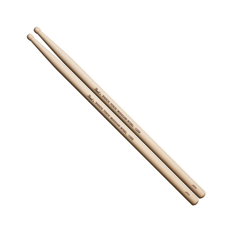 楽器種別：新品Pearl/新品 商品一覧＞＞ドラム【〜5，000円】 商品一覧＞＞スティック/Pearl 商品一覧＞＞安心してお買い物頂けるよう、スネアもシンバルも丁寧梱包でお届けします！Pearl 132M [村上''ポンタ''秀一モデル]商品説明132M [村上''ポンタ''秀一モデル]小さめのチップ＆短めのスケールで、非常に繊細なスティックワークにも確実に反応。晩年メインで使用していた本人モデル。シリーズ:アーティストシリーズ品番:132Mサイズ:15mm × 395mm材質:Mapleチップ:Roundテーパー:標準太さ:太い長さ:短いフィニッシュ:クリア・ラッカーイケベカテゴリ_ドラム_スティック_Pearl_新品 SW_Pearl_新品 JAN:4549312063885 登録日:2025/05/17 スティック ドラムスティック パール