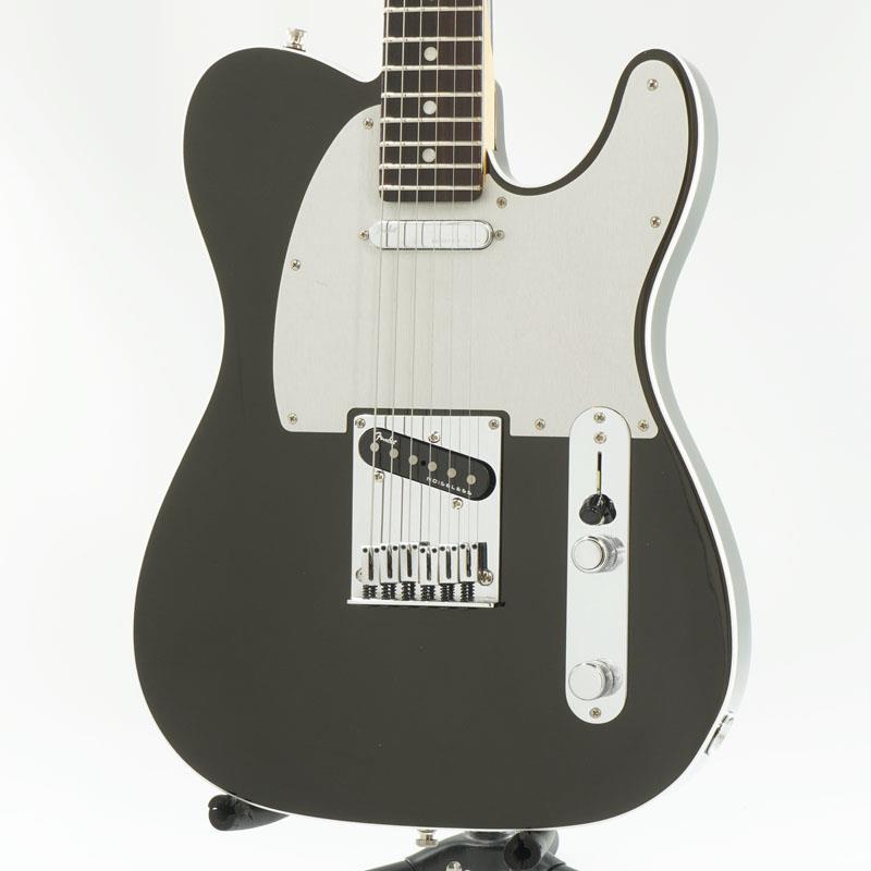 楽器種別：ユーズドFender USA/American Ultra 商品一覧＞＞Fender USA/ユーズド 商品一覧＞＞エレキギター【170，000円〜330，000円】 商品一覧＞＞TLタイプ/Fender USA 商品一覧＞＞当店のギターは、出荷前に専門スタッフが検品・調整しているので安心です！Fender USA USED 中古 American Ultra Telecaster (Texas Tea/Rosewood) [SN. US19050725]商品説明お勧め中古品！Fender USA American Ultra Telecasterがお勧め中古品で入荷！2019年製です。Texas TeaカラーにAnodizedピックガードが映える精悍な1本です！Fender American Ultra SeriesフェンダーのUSA製ラインナップの新しいフラッグシップとなったUltraシリーズは、卓越したプレイヤー向けのハイエンドスペックを搭載しています。ミディアムジャンボフレットを装備した10-14インチのコンパウンドラジアス指板をフィーチャーした独自Modern Dシェイプネックは、丁寧なエッジのロールオフ加工が施され、ボディとネックヒール部には新たなコンター加工を採用。まるで体の一部に溶け込むような快適な弾き心地を実現しています。ボディのTexas TeaカラーにAnodizedピックガードが映える精悍な1本です！Anodizedピックガードがもたらすシャープで硬質な鳴りとトーンもご堪能頂けます！Telecasterモデルには新開発のUltra Noiseless Vintage Teleシングルコイルピックアップをネックとブリッジには搭載し、高出力でありながら透明感のある、広いダイナミックレンジを確保したサウンドが得られます。S-1スイッチでパラレル／シリーズのピックアップコンビネーションが切り替えられます。Features・新デザインのコンター加工、アルダーもしくはアッシュボディ・Ultra Noiseless Vintage Teleシングルコイル x 2基・UltraサテンフィニッシュのModern Dシェイプネック・10?14インチのコンパウンドラジアス指板、22本のミディアムジャンボフレットを装備今回、お勧め中古品が入荷致しました！2019年製です。細かい傷やピックガードの傷、ボディバックの打痕、ボディの元々からの塗装へこみ、塗装ヤセ、パーツのくすみ等は見受けられますが、全体的にも使用感の少ないまずまずのコンディションの1本です！当店にてフルメンテナンスとクリーニングを施しておりますので、すぐにご使用頂けます。フレットもご使用に問題ございません。ほぼ残っております。ナットも現状のご使用に問題ございません。トラスロッドも通常の調整に問題ございません。電装系もフルチェックしておりますので、動作に問題ございません。ウェイトは約3.33kgです。軽量で使い易い芯のあるサウンドを生み出すバランスです。Texas TeaカラーにAnodizedピックガードが映える精悍な1本です！付属品はオリジナル・ハードケース、鍵、ロックピン受け側x2、ネック用レンチ、Certificate of Autenticityになります。是非、この機会をお見逃し無く！SN. US19050725Weight≒3.33kg付属品　オリジナル・ハードケース、鍵、ロックピン受け側x2、ネック用レンチ、Certificate of Autenticity。商品詳細Neckネック：Mapleネックフィニッシュ：Satin Urethane with Gloss Urethane Headstock Faceネックシェイプ：Modern Dネック：4-Bolt Standardフィンガーボードラジアス：10 to 14 Compound Radius (254 mm to 355.6 mm)フィンガーボードの素材：Rosewoodポジションインレイ：White Pearloid Dotフレット数：22トラスロッド：Bi-Flexナット：Boneナット幅：1.685 (42.8 mm)ナットの素材：Boneフレットサイズ：Medium Jumboスケール：25.5 (648 mm)ボディボディ：Alderボディフィニッシュ：Gloss Urethaneボディシェイプ：Telecasterボディバインディング：WhiteBody Style：Solid Bodyボディ素材：AlderHardwareブリッジ：6-Saddle American Tele with Chromed Brass Saddlesピックガード：1-Ply Anodized Aluminumコントロールノブ：Knurled Flat-TopSwitch Tip：Blackハードウェアフィニッシュ：Nickel/Chromeチューニングマシーン：Deluxe Cast/Sealed Locking (all short posts)ストリング：(.009-.042 Gauges)ネックプレート：4-Bolt Asymmetricalストラップボタン：LockingElectronicsブリッジピックアップ：Ultra Noiseless Vintage Teleネックピックアップ：Ultra Noiseless Vintage Teleピックアップコンフィギュレーション：SSコントロール：Master Volume (S-1 Switch)， Master Toneスウィッチ：3-Position Blade: Position 1. Bridge Pickup， Position 2. Bridge and Neck Pickups， Position 3. Neck PickupSpecial Electronics：S-1 Switch Activates Series Wiring Option in Middle Pickup Position※当店の取り扱い商品は中古の1点限りのご用意となります為、誠に勝手ながらご注文のお客様優先でのご案内とさせて頂きます。お問い合わせやお取置きのご依頼の際は予めご了承下さいますようお願い致します。イケベ楽器店Website以外の商品ページをご覧のお客様は、「取扱店舗の商品ページを見る」または「楽器店の購入ページへ」よりご注文下さい。入ページへ」よりご注文下さい。イケベカテゴリ_エレキギター_TLタイプ_Fender USA_American Ultra_ユーズド SW_Fender USA_ユーズド JAN:2500010817868 登録日:2026/01/10 エレキギター フェンダー ふぇんだー フェンダーUSA アメリカンウルトラ アメトラ