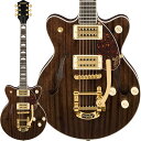 楽器種別：新品エレキギター/GRETSCH 商品一覧＞＞エレキギター/GRETSCH/Streamliner 商品一覧＞＞エレキギター【80，000円〜160，000円】 商品一覧＞＞当店のギターは、出荷前に専門スタッフが検品・調整しているので安心です！GRETSCH FSR G2657TG Streamliner Center Block Jr. Double-Cut with Bigsby (Imperial Stain)商品説明GRETSCH Streamliner FSR(Fender Special Run) CollectionG2657TG Streamliner Center Block Jr. Double-Cut with Bigsbyは、ハイゲインに適したパフォーマンス、滑らかで快適な演奏性、華やかなスタイルという、シンプルな3つのな目的のために設計されています。洗練された音楽マシンであるG2657TGは、最新の機能を搭載しながらも、ロックンロールの創成期から欠かせない要素である、我々の「That Great Gretsch Sound!」を忠実に再現し、ヒット曲を生み出します。Streamlinerのサウンドの秘訣は、グレッチの新製品Broad TronハムバッカーPUと、スプルース・センターブロックの2つにあります。Streamliner Collection用に特別設計された、この高出力のBroad Tron PUは、より力強くタイトな低音域のレスポンス、澄んだ高音域、中音域の伸びやかで明瞭な音色を、さらに向上させています。ボディ内部には、軽量のスプルース・センターブロックがボディの長さを這って設置され、それがトップ材を補強すると同時に、不要なフィードバックを排除し、現在のステージに対応する音量と、優れた演奏性を実現します。Streamlinerの音のパワーは、リアPU&フロントPU用のボリュームコントロール、マスタートーンコントロール、マスターボリュームコントロール、3ウェイスイッチなど、従来のコントロールレイアウトを活用し形成されます。BigsbyライセンスのB50ビブラートテールピースで演奏にきらめきと表情を加え、アンカー付きのAdjusto-Maticブリッジと人工ボーンナットにより、驚異的なチューニングの安定性と、正確でズレのないイントネーションを実現します。22個のミディアム・ジャンボフレットを備え、スピーディーな演奏に対応した、ラジアス12インチ(304.8ミリ)のローレル指板を採用。この指板は、薄い U 字型にプロファイルされ、白いバインディンが巻かれたネックの上にセットされ、コード演奏やホットなリフに最適です。グレッチに期待される、全てのクラシックなヴィンテージスタイルを再現し、ヴィンテージスタイルの黒いコントロールノブ、音の投射性を向上させる拡大されたFホール、アップグレードされた縁飾りを備えたエイジド・ホワイトバインディング、滑らかな外観のニッケルメッキ加工のハードウェアを採用。アーチ状のラミネート・メイプルボディに、エレガントな3プライのブラックピックガードを装備しています。※画像はサンプルです。製品の特性上、杢目、色合いは一本一本異なります。商品詳細SPECFingerboard Material: Laurel， 12R (305 mm)Neck: NatoShape: Thin UNut: Synthetic Bone， 1.6875 (42.86 mm)Body: Laminated MapleWaist: 8.625 (219.08 mm)Bridge: Anchored Adjusto-MaticTailpiece: Bigsby B50Bridge Mounting: AnchoredControl: Black Vintage-StylePickups: Broad TronControl: Volume 1. (Neck Pickup)， Volume 2. (Bridge Pickup)， Master Volume， Master ToneSwitching: 3-Position TogglePosition 1. Bridge PickupPosition 2. Bridge And Neck PickupsPosition 3. Neck Pickupギグバッグ付属イケベカテゴリ_ギター_エレキギター_GRETSCH_Streamliner_新品 JAN:0885978840670 登録日:2022/12/22 エレキギター グレッチ ストリームライナー