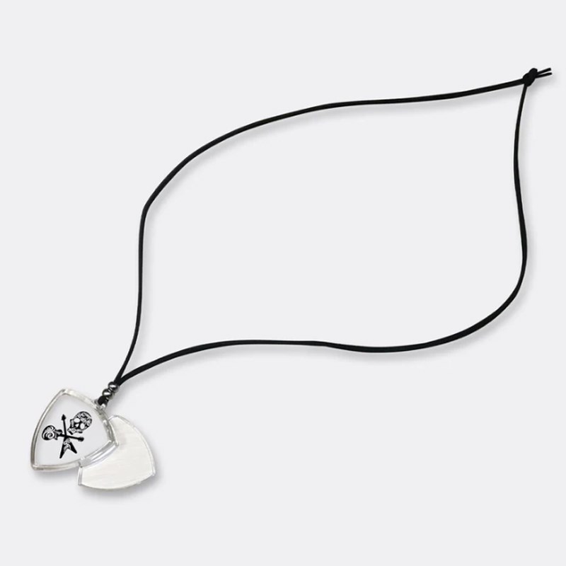 楽器種別：新品Bruff/新品 商品一覧＞＞楽器アクセサリ【〜5，000円】 商品一覧＞＞その他楽器アクセサリ/Bruff 商品一覧＞＞品揃え豊富な当店なら弦、パーツ、ケーブルなどのアクセサリーがまとめて揃います！Bruff PCP-500 ぱちっとケース ピックペンダント (トライアングル用)商品説明ぱちっとケースお気に入りのピックやお気に入りの写真などをはめて持ち歩けるアイテムです。 キズやほこりなどの防止にもなりますので、大切にしたいピックや写真、小物などの保管用にも使えます。 小さいビーズなどはめて自分だけのオリジナルアクセサリーを作る事もできます。※ピックの形状によりましては適応できないことがございます。あらかじめご了承下さい。※画像は使用例です。ピックや鍵は付属しません。イケベカテゴリ_楽器アクセサリ_その他楽器アクセサリ_Bruff_新品 SW_Bruff_新品 JAN:4539587343980 登録日:2024/04/06 ブラフ