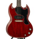 楽器種別：新品エレキギター/Gibson 商品一覧＞＞エレキギター/Gibson/Custom Shop 商品一覧＞＞エレキギター【355，000円〜665，000円】 商品一覧＞＞当店のギターは、出荷前に専門スタッフが検品・調整しているので安心です！Gibson Murphy Lab 1963 SG Junior Lightning Bar Cherry Ultra Light Aged 【S/N 400583】商品説明ロックハウスイケベ池袋/シンプルだからこそガッツのあるサウンドに定評あり、SG Junior入荷！長きに亘り培われた高い製作技術と飽くなき探究心、厳選されたマテリアルにより至高のエレキギター・ベースを製作するために1993年に立ち上げられたGibson Custom Shop。現在もなお昔ながらのハンドクラフト製法と、徹底的に追求したヴィンテージの知識から製作されたカスタムショップ・ラインナップは、他所の追従を許さないほどの見事な作りとなり、プレイヤーの内に秘めるインスピレーションを際限なく沸き立たせてくれる最高の愛機となるでしょう。本機は4段階で設けられたエイジングレベルで1段階目の「Ultara Light Aged」が施された1963 SG Juniorです。打痕などの使用感は少なく、経年変化でのウェザーチェックがさり気なく見える、大切に保管されていたかのようなコンディションのエイジングが施されております。ネックには「Authentic '63 Medium C-Shape」を採用し若干細身で平坦なグリップ感です。P-90のシングルコイルらしさを残しつつもファットなサウンドは唯一無二のサウンドを生み出してくれるでしょう。ボディ・パーツ構成がシンプルが故にサウンドにガッツがある、前に飛んでいく感覚はJuniorでなければ味わえないサウンドです。男気を感じさせるシンプルな1本、お見逃しなく！S/N 400583Weight≒2.78kg商品詳細Body Material:1-Piece Solid MahoganyNeck Material:Solid MahoganyNeckProfile: Authentic '63 Medium C-ShapeFingerboard Material:Indian RosewoodFingerboard Radius:12Frets:Authentic Medium-JumboNut Material:NylonPickup: Custom Dog-Ear P90ハードケース　認定書　付属イケベカテゴリ_ギター_エレキギター_Gibson_Custom Shop_新品 JAN:4570156003089 登録日:2024/04/25 エレキギター ギブソン カスタムショップ