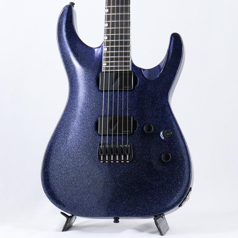 楽器種別：新品E-II/新品 商品一覧＞＞エレキギター【220，000円〜420，000円】 商品一覧＞＞ストラトキャスター・STタイプ/E-II 商品一覧＞＞当店のギターは、出荷前に専門スタッフが検品・調整しているので安心です！E-II HORIZON HT-II (Amethyst Sparkle) [SN.ES2502263]商品説明E-II HORIZON SERIESフラッグシップモデルHORIZONのラインアップに加わったのは、HIPSHOTフィクスドブリッジにFISHMAN Fluenceアクティブピックアップを搭載した、眩いスパークルカラーを採用したモデルとなります。HORIZONの伝統であるスルーネック構造で、ボディはアルダー、指板はエボニーです。ボリュームノブを引き上げることでヴォイスチェンジが可能です。【E-II】ESP USAがディレクションし日本で製造される世界基準のニュースタンダードシリーズ。それぞれのモデルが持つ確かなコンセプト。それに相応しい優れたサウンドとルックス、そしてクラフトマンシップが融合したハイクオリティーなラインアップ。世界のトップアーティストのレコーディングやライブでの使用を念頭に製作したワールドツアーモデルです。商品詳細Weight≒3.65kgSPECBODY: AlderNECK: Hard Maple 3PGRIP SHAPE: Thin UFINGERBOARD: Ebony， w/White Pearl BindingRADIUS: 305RSCALE: 648mmNUT (WIDTH): Bone (42mm)INLAY: Offset Block， 12th at ESPFRET: EXJ-SS， 24fretsCONSTRUCTION: Neck-thru-bodyTUNER: GOTOH SG360-07 MG-TBRIDGE: Hipshot Fixed.125 w/String-thru-bodyPICKUPS: (Neck) Fishman Fluence Modern Alnico，(Bridge) Fishman Fluence Modern CeramicPARTS COLOR: BlackCONTROLS: Master Volume(w/Voice 2)， Master Tone(w/Voice 3)， Toggle PU SelectorSET STRINGS: .009-.042ギグケース付属イケベカテゴリ_エレキギター_ストラトキャスター・STタイプ_E-II_新品 SW_E-II_新品 JAN:4515303284256 登録日:2026/08/10 エレキギター ESP E2 E-2