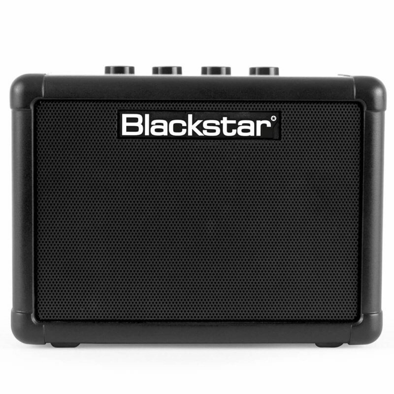 楽器種別：アウトレットギターアンプ/Blackstar 商品一覧＞＞ギターアンプ【5，000円〜15，000円】 商品一覧＞＞安心してお買い物頂けるよう、ミニアンプもコンボアンプも丁寧梱包でお届けします！Blackstar 【アンプSPECIAL SALE】FLY3 [3Watt Mini Amp]商品説明迫力あるサウンドを実現するミニ・アンプFLY 3ブラックスターのFLY 3は、3ワット出力ながら迫力のあるサウンドを実現する画期的なミニアンプです。2チャンネル仕様で、ISFコントロール、テープ・ディレイ・サウンドをシミュレートしたディレイ・エフェクトを搭載しています。特許取得のISFは、アメリカン・サウンドからブリティッシュ・サウンドまで自由自在にコントロール可能です。さらにテープ・ディレイ効果でサウンドに奥行きが付けられ本格的なサウンドとトーンで演奏することができます。また、FLY 3にはフルレンジ・スピーカーとMP3/Line In端子を搭載していますので、スマートフォン、タブレット、ラップトップ搭載のMP3プレーヤーからの音楽も完璧に再生します。バッテリー駆動対応で、ギター・アンプとして、またはスマートフォンやオーディオ機器の再生スピーカーとしても家庭や職場、野外など、どこでも最高の音質が楽しめるユニークなミニアンプです。【FLY 3の主な特徴】軽量でコンパクトな3ワット出力のミニアンプクリーンとオーバードライヴの2チャンネル仕様迫力あるサウンドを実現するフルレンジ3インチ・スピーカーMP3プレーヤーを接続して、ジャムや音楽再生が楽しめるMP3ライン・イン端子アメリカンからブリティッシュ・サウンドまで幅広く対応するIFSコントロール録音やヘッドフォンに活躍できるエミュレーテッド・アウト端子テープ・ディレイ・サウンドをシミュレートしたディレイ・エフェクト場所を選ばず持ち出せるバッテリー駆動＊1 　＊1：単3乾電池6本。別売の専用パワーサプライFLY Power Supplyでの駆動も可能です。商品詳細■サイズ: 170 (W) × 126 (H) × 102 (D) mm■重量: 0.90kg※専用ACアダプター(PSU-1)別売り・FLY POWER SUPPLY(PSU-1)アダプターの仕様 センター+ 6.5V　1.5A※Bluetoothは搭載していません。※単3乾電池6本別売イケベカテゴリ_アンプ_ギターアンプ_Blackstar_アウトレット JAN:4959112181137 登録日:2024/04/07 ギターアンプ ブラックスター