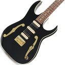 楽器種別：新品エレキギター/Ibanez 商品一覧＞＞エレキギター【125，000円〜235，000円】 商品一覧＞＞当店のギターは、出荷前に専門スタッフが検品・調整しているので安心です！Ibanez PGM50-BK [Paul Gilbert Signature Model]商品説明Paul Gilbert Signature New Model!!■5pcメイプル/ウォルナット・ネックナチュラルなサウンドと高い強度を持つ、メイプル材とウォルナット材を5pcに組み合わせて完成させています。■ローズウッド・指板バランスの取れたサウンド・キャラクターで、中音域特性と暖かみのあるトーンが特長のローズウッド材を使用。■アメリカン・バスウッド・ボディナチュラルでフラットなサウンドが特長のアメリカン・バスウッド材を使用。■DiMarzio Air Classicハムバッカー・ピックアップ/DiMarzio PGMシングルコイル・ピックアップ1950年代後半のハムバッカー・サウンドを追求すべく、アルニコV・マグネットとDiMarzio社の独自技術であるエアバッカー・テクノロジーを駆使して作られた、クリアでサスティーン豊かなフラットなサウンドが特長のハムバッカー・ピックアップをネック・ポジションとブリッジ・ポジションに搭載。ハムバッカーとのミックス・サウンド時の相性を考慮し、高音域を強調したコシのあるサウンドが特長のシングルコイル・ピックアップをミドル・ポジションに搭載。■F106ブリッジ10.5mm弦間ピッチの6つの独立したサドルを搭載し、各弦の高さ調整とイントネーション調整を容易に行えるハードテイル・タイプ・ブリッジを採用。■Gotoh MG-Tロッキング・マシンヘッド弦交換の利便性を追求し、チューニング・スタビリティに定評のあるGotoh製MG-Tロッキング・マシンヘッドを搭載。指でダイヤルを回すことにより、ポスト穴に通した弦を簡単にロックできる構造です。■ボディ・バインディング&ヘッド・バインディングクリーム色のボディ・バインディングを巻くことで、締まった印象を与えます。※画像はサンプルです。製品の特性上、杢目、色合いは1本1本異なります。商品詳細Neck Type: PGM 5pc Maple/Walnut neckBody: American Basswood bodyFretboard: Rosewood fretboard w/White dot inlayFret: Medium frets w/Premium fret edge treatmentTuning Machine: Gotoh MG-T locking machine headsBridge: F106 bridgeNeck Pickup: DiMarzio Air Classic(H) neck pickupMiddle Pickup: DiMarzio PGM(S) middle pickupBridge Pickup: DiMarzio Air Classic(H) bridge pickupControls: 1 Volume， 5-way lever switchHardware: Color GoldString gauge: .010/.013/.017/.026/.036/.046Neck DimensionsScale: 648mm/25.5Width at Nut: 43mmWidth at Last Fret: 57mmThickness at 1st: 20mmThickness at 12th: 22mmRadius: 400mmRギグバッグ付属■Color:・BK (Black)イケベカテゴリ_ギター_エレキギター_Ibanez_新品 JAN:4549763349897 登録日:2023/05/26 エレキギター アイバニーズ イバニーズ