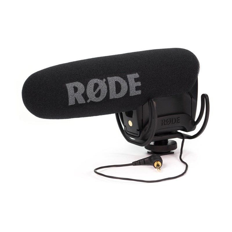 楽器種別：新品RODE/新品 商品一覧＞＞レコーディング【25，000円〜55，000円】 商品一覧＞＞マイク/コンデンサーマイク/RODE 商品一覧＞＞パワーレックは、専門スタッフに気軽に相談できる渋谷発のDTM・レコーディング機材専門フロアです。RODE VMPR(ロード)(カメラマイク)商品説明一眼レフやビデオカメラ用にデザインされたオンカメラマイクです。新型のカプセル、Rycote 製ライヤーショックマウントに変更しパワーアップ。80Hzハイパスフィルター、-10dBパッド、+20dBブースト機能を搭載しています。10年保証。サイズ : H10 × W17 × D7.5cm重量 : 85g同梱物 : ウインドシールド※詳細な製品仕様はメーカーサイトをご確認お願い致します。※ご使用前にご利用環境や動作状況などを予めご確認の上、ご購入をお願い致します。※商品の仕様、価格並びに付属品などは予告なく変更することがあります。イケベカテゴリ_レコーディング_マイク_コンデンサーマイク_RODE_新品 SW_RODE_新品 JAN:0698813004195 登録日:2020/12/16 マイク コンデンサーマイク コンデンサマイク レコーディングマイク