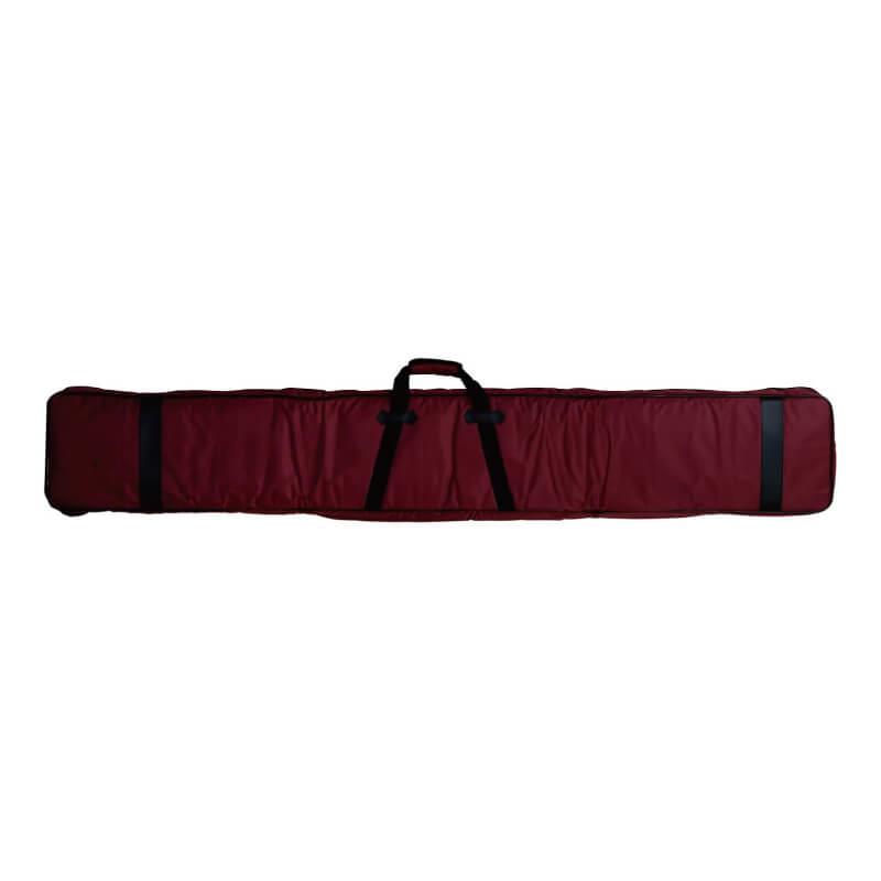 楽器種別：新品Kikutani/新品 商品一覧＞＞楽器アクセサリ【〜10，000円】 商品一覧＞＞ケース/その他楽器用ケース/Kikutani 商品一覧＞＞品揃え豊富な当店なら弦、パーツ、ケーブルなどのアクセサリーがまとめて揃います！Kikutani 13絃用琴バッグ (DRD) [JKB-1N/DRD]商品説明JKB-1N は、13絃用の琴バッグ（琴袋、箏袋）です。丈夫で軽量な設計で、持ちやすいハンドル仕様により、持ち運びや保管にも最適です。使用しないときにはコンパクトに畳んで収納できるため、場所を取りません。演奏会など大勢の人が集まる場面でも安心して使える名刺入れも装備しています。【特徴】・名刺入れ搭載：演奏会やイベントでの使用時に便利な名刺入れが装備されており、自分の楽器をすぐに識別可能です。・琴にファスナーが直接当たらない設計：ファスナー開閉時に琴を傷つけないよう、側面に高めのクッションを設置し、琴をしっかりと保護します。・大切な琴を保護：表面と裏面には10mm厚のクッション、側面には5mm厚のクッションを採用しており、大切な琴をしっかりと守ります。・丈夫且つ軽量：ナイロン製で、軽量でありながら傷付きにくい耐久性を実現しています。※注意点※・サイズ確認：13絃用に設計されているため、他の種類の琴には対応していない場合があります。必ずサイズを確認の上、ご購入ください。・保管時の取り扱い：畳んで収納可能ですが、長期間の保管時には、変形や損傷を避けるため、重い物を上に置かないように注意してください。商品詳細【スペック】内寸：1880 x 270 x 110 mm重量：1110gパッケージサイズ：65 x 40 x 7 cm総重量：1.18kg生産国：中国※商品の仕様、価格並びに付属品などは予告なく変更することがあります。※製品の特性上、製造過程で微細な研磨痕や擦れが生じることがございます。これらは製品の品質や性能に影響を及ぼすものではございません。※お使いのブラウザや環境により実際の商品と色が異なる場合がございます。イケベカテゴリ_楽器アクセサリ_ケース_その他楽器用ケース_Kikutani_新品 SW_Kikutani_新品 JAN:4515515140272 登録日:2025/09/20 キクタニ ケース その他