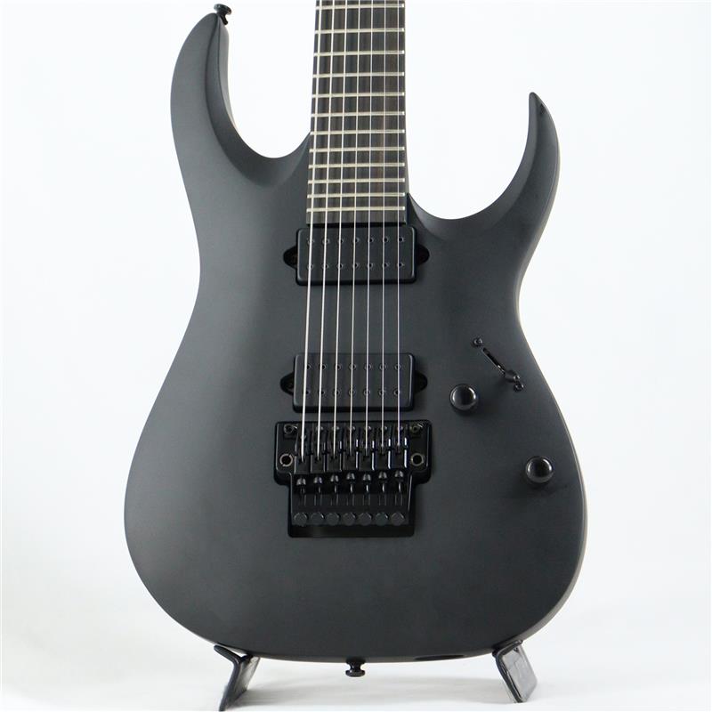 楽器種別：新品Ibanez/新品 商品一覧＞＞エレキギター【175，000円〜335，000円】 商品一覧＞＞STタイプ/Ibanez 商品一覧＞＞当店のギターは、出荷前に専門スタッフが検品・調整しているので安心です！Ibanez K7YIN [KORN Munky Model]商品説明KORN Munky New Signature 7 String Model !!KORNサウンドを司る、MunkyとHead。この2人を陰陽になぞらえ、完成した新シグネチャーモデル。全てを黒でまとい陰を表現した、Munky シグネチャー 7弦 モデル！◆Wizard II-7 5pc メイプル材/ウォルナット材・ネック3ピースのメイプル材と2ピースのウォルナット材をラミネートした5pc構造で、剛性を高めています。Wizard 直系、弾きやすさを追求した薄めのネックならではのスムーズな演奏性をお約束します。◆エボニー材指板 w/K-7 スペシャル指板インレイ on 11-13th フレット音の立ち上りに優れ、ブライトな音色が特長です。11-13フレット部にはシグネチャーモデルの証であるスペシャル指板インレイをあしらっています。◆オコウメ材ボディマホガニー材に似た、ふくよかであたたかみのあるロー・ミッド・サウンドが特長です。なだらかなアーチトップが美しい RGA ボディ形状に、ボディーからネックバック、ヘッドに至るまですべてをブラック・カラー(艶消し)で施しています。◆DiMarzio Blaze ピックアップ中音域をスクープし、高音域と低音域を強調した設計にすることで、明るくクリアな7弦サウンドを保ちます。ハイファイな音質を持ち、クリーン・サウンドはもちろん、ディストーション・サウンドで弾いても音が埋もれません。クリーン・コード・バッキングから速弾きまでカバーする、ユーティリティなピックアップです。◆Lo-Pro Edge 7 w/U-barトレモロ・ブリッジロー・プロファイル設計を極めたオリジナル・トレモロ、Lo-Pro Edge 7 を搭載。ユニットを極力低く、ファイン・チューナーを後方に配置し設計することで、演奏時に手が当たりチューニングが狂う可能性を抑えています。また、Munky モデルの特徴とも言える、ファイン・チューニング・ノブに触れず掌でヴィブラートをかけられるオリジナル U-barが付属します。◆Gotoh マシンヘッドスムーズな動作と信頼性、耐久性が世界中のギタリストに評価されているGOTOH製マシンヘッド。◆Luminlay 蓄光・指板サイド・ドット・ポジションマーク照明などでめまぐるしく変化する演奏環境に対応してくれる、蓄光材ドット・ポジションを採用。※画像はサンプルです。製品の特性上、杢目、色合いは個体ごとに異なります。商品詳細SpecsNeck Type Wizard II-7 5pc Maple/Walnut neckBody Okoume bodyFretboard Ebony fretboard w/K-7 special inlay on 11-13th fret & Luminlay side dots inlayFret Jumbo fretsMachine heads Gotoh machine headsBridge Lo-Pro Edge 7 w/U-bar tremolo bridgeNeck Pickup DiMarzio Blaze (H) neck pickupBridge Pickup DiMarzio Blaze (H) bridge pickupControls， Pickup selector 1 Volume， 1 Tone， 3-way lever switchHardware Color BlackString gauge .010/.013/.017/.026/.036/.046/.059 (D'Addario EXL110-7)Tuning (from top to bottom) 1D，2A，3F，4C，5G，6D，7ANeck DimensionsScale 648mm/25.5Width at Nut 48mmWidth at Last Fret 68mmThickness at 1st 19mmThickness at 12th 21mmRadius 400mmRソフトケース付属(IGB101)イケベカテゴリ_エレキギター_STタイプ_Ibanez_新品 SW_Ibanez_新品 JAN:4549763375780 登録日:2025/12/17 エレキギター アイバニーズ イバニーズ