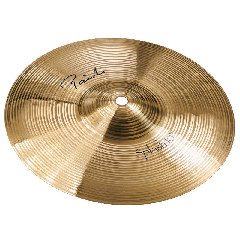 楽器種別：新品PAiSTe/Signature The Paiste Line 商品一覧＞＞PAiSTe/新品 商品一覧＞＞ドラム【20，000円〜45，000円】 商品一覧＞＞シンバル/スプラッシュ/PAiSTe 商品一覧＞＞安心してお買い物頂けるよう、スネアもシンバルも丁寧梱包でお届けします！PAiSTe Signature The Line Splash 12商品説明＜Signature The Paiste Line（シグネチャー・ザ・パイステ・ライン）＞パイステシンバルの特徴とも言える「クリスタル・サウンド」の最高峰を目指し、1987年に開発された「PAT.#4， 809， 581」を最初に使用し、1989年にリリースされたのが、「ザ・パイステ」＝シグネチャー・モデルです。シャープで明快なアタック音、透明感にあふれたヴィヴィッドな響きと幅広いダイナミックレンジ は、シンバル・サウンドをさらに拡大します。心を映し出すソウルフルなサウンドからシャープでストレートなタイトサウンド、パワフルでアグレッシブなヘ ヴィサウンドまで、あらゆるミュージックシーンに活力を与えます。各モデルは特徴的なサウンドと象徴的なネーミングを持ち、1枚1枚入念な製法と厳しい品 質管理によって造られています。パイステが真に追求するアーティスティックな領域へのチャレンジ精神と鍛えぬかれた技術の結晶です。瞬発的でエフェクティブ、はじけるようなサウンドとチョーキングサウンド的な効果が得られます。ザ・パイステ・ライン：スプラッシュ・12インチ※画像はイメージ（10インチ）です。ご了承下さい。イケベカテゴリ_ドラム_シンバル_スプラッシュ_PAiSTe_Signature The Paiste Line_新品 SW_PAiSTe_新品 JAN:0697643102149 登録日:2009/09/29 シンバル パイステ シグネイチャー