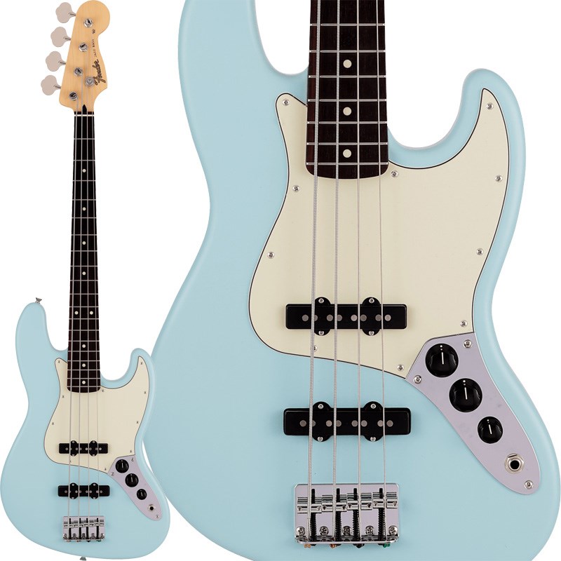 楽器種別：新品Fender Made in Japan/Others 商品一覧＞＞Fender Made in Japan/新品 商品一覧＞＞ベース【75，000円〜145，000円】 商品一覧＞＞エレキベース/JBタイプ/Fender Made in Japan 商品一覧＞＞当店のベースは、出荷前に専門スタッフが検品・調整しているので安心です！Fender Made in Japan Junior Collection Jazz Bass (Satin Daphne Blue/Rosewood)【大決算セール】商品説明Made in Japan Junior Collection Jazz Bassは従来のFenderのルックスを纏いながら30インチスケール指板を採用した、これから楽器を始めるエントリープレイヤーや若年層への新しい選択肢の一つとなるベースです。30インチスケール指板がコードを押さえやすさと押弦時の指への負担を軽減し、約94%にスケールダウンしたコンパクトなボディと新しいボディキャビティ設計により軽量化を実現することで、より高い演奏性を提供します。搭載している新設計のJunior Collection Modified Single Coil Jazz Bassピックアップは、Jazz Bassならではの伸びやかでうねるようなトーンが得られます。ヴィンテージタイプのチューナーとヴィンテージスタイルの4サドルブリッジにより、チューニングの安定性を確保しています。※画像はサンプルです。製品の特性上、杢目・色合いは1本1本異なります。商品詳細Series: Made in Japan Junior CollectionBody Material: BasswoodBody Finish: Gloss Polyester， Satin PolyesterNeck: Maple， Modern CNeck Finish: Satin UrethaneFingerboard: Rosewood， 9.5 (241 mm)Frets: 19， Narrow TallPosition Inlays: White DotNut (Material/Width): Bone， 1.5 (38.1 mm)Tuning Machines: Vintage-StyleScale Length: 30 (762 mm)Bridge: 4-Saddle Vintage-StylePickguard: 3-Ply Mint GreenPickups: Junior Collection Modified Single Coil Jazz Bass (Bridge)， (Middle)， Junior Collection Modified Single Coil Jazz Bass (Neck)Pickup Switching: NoneControls: Volume 1. (Middle Pickup)， Volume 2. (Bridge Pickup)， Master ToneControl Knobs: Black PlasticHardware Finish: Nickel/ChromeStrings: Nickel Plated Steel (.045-.105 Gauges)ソフトケース付属イケベカテゴリ_ベース_エレキベース_JBタイプ_Fender Made in Japan_Others_新品 SW_Fender Made in Japan_新品 JAN:0717669547851 登録日:2022/03/12 エレキベース フェンダー ふぇんだー フェンダージャパン フェンジャパ フェンダーJ