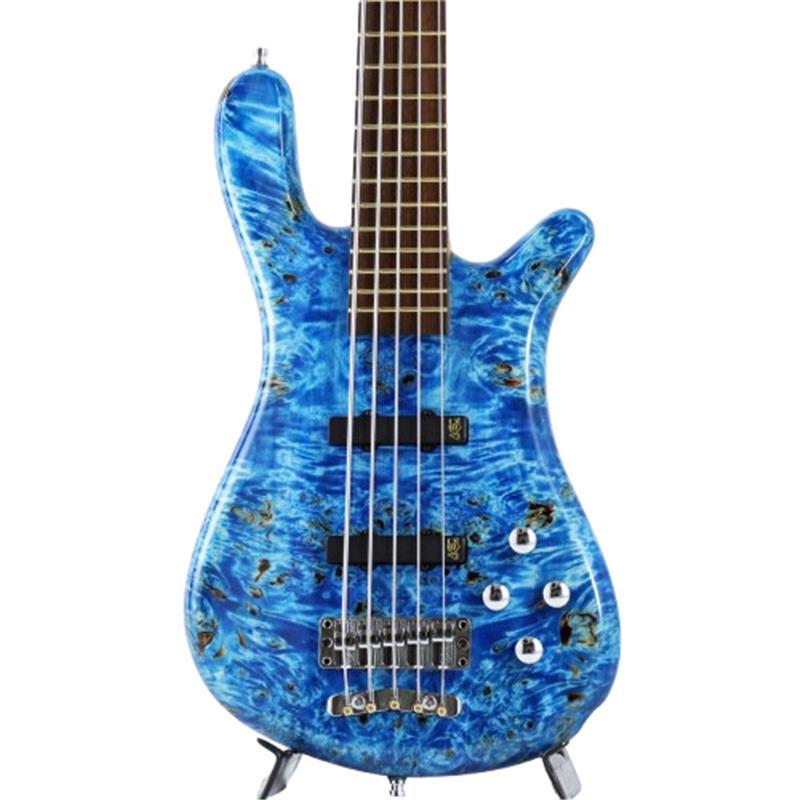 楽器種別：新品Warwick/Streamer 商品一覧＞＞Warwick/新品 商品一覧＞＞ベース【440，000円〜825，000円】 商品一覧＞＞エレキベース/多弦ベース/Warwick 商品一覧＞＞当店のベースは、出荷前に専門スタッフが検品・調整しているので安心です！Warwick Pro Series Streamer LX 5st Birdseye Poplar Top (Bleached Blue TP HP) [Ikebe 50th Anniversary Special Edition] #014000商品説明【イケベ楽器店創業50周年モデル】イケベスタッフがドイツ工場にて木材をセレクト＆オーダーした「バーズアイポプラ」トップのスペシャルエディション！Warwick× イケベの長年の信頼関係を元に、50周年特別企画として実現したスペシャルエディションモデル。国内初のショップオーダーによるプロシリーズ（ドイツ製）モデルとなります。Warwickの礎を築いた代表格モデルを網羅する、ドイツ製レギュラーシリーズであるプロシリーズ。通常はカスタムスペックは受注不可の本シリーズですが、ドイツ本国での直接のディスカッション/材選定、そしてなによりもハンス・ピーター会長/二コラ新社長を含む現地スタッフ＆国内代理店との長年の強いパートナーシップから実現した、「レギュラー価格帯でありながら、ショップオーダーらしい個性を活かしたスペック」を持ったイケベ渾身のモデルです。ベーシックとしたのは、ブランドの代表格ストリーマーシリーズのスタイルはそのままに、ボルトオン仕様とすることによりコストパフォーマンスに長けたモデルとなるLX。ラウンドした小ぶりなボディにより、奏法を問わず高い演奏性を誇る人気モデルです。オヴァンコール/ウエンジという代名詞ともいえるエキゾチックウッドを採用した硬質なネックに、MECピックアップ、ヘヴィー＆タイトなセパレートブリッジ、効きの良い2バンドEQ等、ハイミッドのアタックが効いたワーウィックらしい良い意味でのクセの部分と、ライブ/REC問わず対応可能な扱いやすさを共存させた定番スペックを採用。そして何よりも強い個性を放つのはボディからくるそのルックス。生き物のような蠢くコブを持つ「バーズアイポプラ」をボディトップに、またその木目を最大限活かすマッチングを過去の膨大なアーカイブからセレクトした、カタログ外の重厚なカラーリングを採用しました。通常モデルにはない個性的なルックスに仕上げつつも、従来のクオリティはそのまま（むしろ限定生産の為か、気合の入った作りが感じとれます）で、Warwickならではの個性溢れるサウンドをお楽しみ頂けます。もちろん重量、木目、質感など、ドイツ現地工場にて膨大な木材ストックの中からイケベスタッフが1枚1枚丁寧にセレクトいたしました。ボディ材によるルックス面での個体のオリジナリティも非常に強く、シリーズ生産ながら「世界に1本のベース」を強く感じて頂ける仕様に仕上がっています。かねてからのWarwickとの強い信頼関係と、イケベ50周年という特別な機会により実現したスペシャルモデル、是非ご体感ください。商品詳細Machineheads : Warwick Machine HeadsNut : Just-A-Nut III TedurNeck Wood : Ovangkol neckFretboard : Wenge fingerboardFluorescent Side Dot : Fluorescent Side DotsFingerboard Radius : 26 (660 mm)Scale length : 34 / 864 mm (long scale)Width Nut : 45，0 mm / 1.8Width 12th fret : 60，8 mm / 2.4Width 24th fret : 69，11 mm / 2.7Fret quantity material and size : 24 Jumbo Bronze (extra hard) Frets (Width: 2.9 mm / Height: 1.3 mm)Frets : IFT - Invisible Fretwork TechnologyBody Shape : Curved Body ShapeBodywood (Topwood / Backwood) : Hand Selected Birdseye Poplar / Alder backPickups : Active MEC pickups J/JElectronic : Active MEC 2-way electronicsPot layout : Volume (P/P) / balance / bass / trebleBridge system : Warwick 2-piece solid brass 3D bridgeStrap system : Warwick Security LocksConstruction : Bolt-OnHardware colour : ChromeColor : Bleached Blue Transparent High PolishWeight：≒3.81kgギグケース付属イケベカテゴリ_ベース_エレキベース_多弦ベース_Warwick_Streamer_新品 SW_Warwick_新品 JAN:4033685542806 登録日:2026/05/01 エレキベース ワーウィック ストリーマー