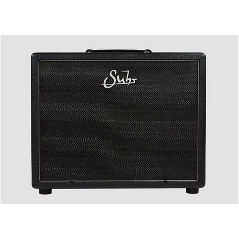 楽器種別：アウトレットSuhr Amps/アウトレット 商品一覧＞＞ギターアンプ・ベースアンプ【75，000円〜145，000円】 商品一覧＞＞スピーカーキャビネット/ギター用/1x12/Suhr Amps 商品一覧＞＞安心してお買い物頂けるよう、ミニアンプもコンボアンプも丁寧梱包でお届けします！Suhr Amps 1×12 Cabinet with ToneSpeak（Birmingham 1275）（サー）商品説明高い再生能力と温かみのあるウォームな鳴りを兼ね備えた人気モデル「Suhr 1×12 Cabinet」にToneSpeakの「BRITISH MODELS」をマウントした3機種がラインナップに加わりました！基よりラインナップされていた「Warehouse Veteran 30」 「Celestion Vintage 30」と併せて自分好みのトーンをお選び下さい！「Birmingham 1275」を搭載した本機は、ブライトでアグレッシブなサウンドが特徴的です。高域の抜けが良くドライブ感に溢れたサウンドは、往年のブリティッシュコンボアンプを彷彿とさせます。12インチスピーカー1発とは思えない程の豊かで複雑な響きを持つサウンドは小〜中出力のアンプの音色を華やかにさせます。また、ハイパワーなアンプではチリチリとした火花が散る様なスピーカードライブが聴けます。ブリリアントなキャラクターではありますが耳に痛い感じではなく、使い込まれたビンテージキャビネットの様ないなたさを持ち併せているのでブリティッシュサウンドの醍醐味であるエッジーで弾き応えのあるアタックが味わえます。アメリカンアンプとの組み合わせも良く、煌びやかベルトーンの様なサウンドや歯切れの良いプレイが際立ちます。デュアルバスレフポートによる迫力のある低域と合わさる事によりバランスの取れたトーンとなっております。ブリティッシュルーツを強く感じさせる「Birmingham 1275」搭載モデル！ラウドに鳴る1発スピーカーをお探しの方に強くお勧めしたいキャビネットです！-BRITISH MODELS -Birmingham 12751960〜70 年代以降の往年のブリティッシュ・ロック・サウンドからインスパイアを受けて開発された、豊かで複雑な倍音成分を持つ非常にバランスの良いスピーカーです。一般的なスピーカーは、Birmingham 1275 よりも許容入力が若干低いため歯切れの良さに欠ける傾向がありますが、Birmingham 1275 は、大きめのモーター構造と独自のエッジ処理技術を採用することにより、輪郭がはっきりとした非常に迫力のある低音域、暖かみのある野太い中音域、突き抜けるような高音域を実現しました。SPECIFICATIONSSpeaker :ToneSpeak Birmingham 1275Impedance : 8ΩSize : W 519 x H 423 x D 279 mmイケベカテゴリ_ギターアンプ・ベースアンプ_スピーカーキャビネット_ギター用_1x12_Suhr Amps_アウトレット SW_Suhr Amps_アウトレット JAN:2500070720290 登録日:2025/07/13 スピーカーキャビネット キャビ キャビネット スピーカー サー Shur