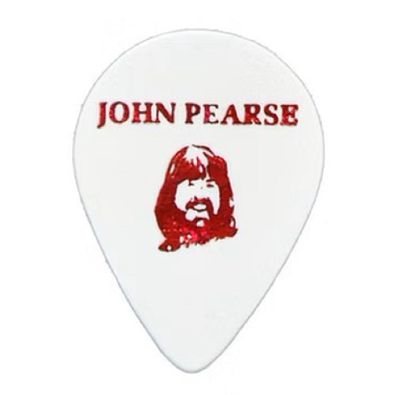 楽器種別：新品John Pearse/新品 商品一覧＞＞楽器アクセサリ【〜5，000円】 商品一覧＞＞ピック/John Pearse 商品一覧＞＞品揃え豊富な当店なら弦、パーツ、ケーブルなどのアクセサリーがまとめて揃います！John Pearse Jazz Flat Pick Thin (Red)商品説明ユニークなアコースティック楽器用の弦やアクセサリーを製作しているJohn Pearseが送り出すフラットピックです。プリウォー品質のViscoloidと1920年代の金型を使用してから製作されJAZZ用フラットピックです。マンドリンピックに似た形状ですが従来のティアドロップよりも少し小さめ程度でギタリストにとって馴染みのあるサイズ感です。ユニークなポイントとしてメーカー創業者のJohn Pearse氏の顔がピック本体に印刷されています。・Thin (Red) 約0.5mm※画像はサンプルです。モニターの発色の具合等により、実際の物と色味が異なる場合がございます。予めご了承下さいませ。イケベカテゴリ_楽器アクセサリ_ピック_John Pearse_新品 SW_John Pearse_新品 JAN:4582187077243 登録日:2025/03/05 ジョンピアス