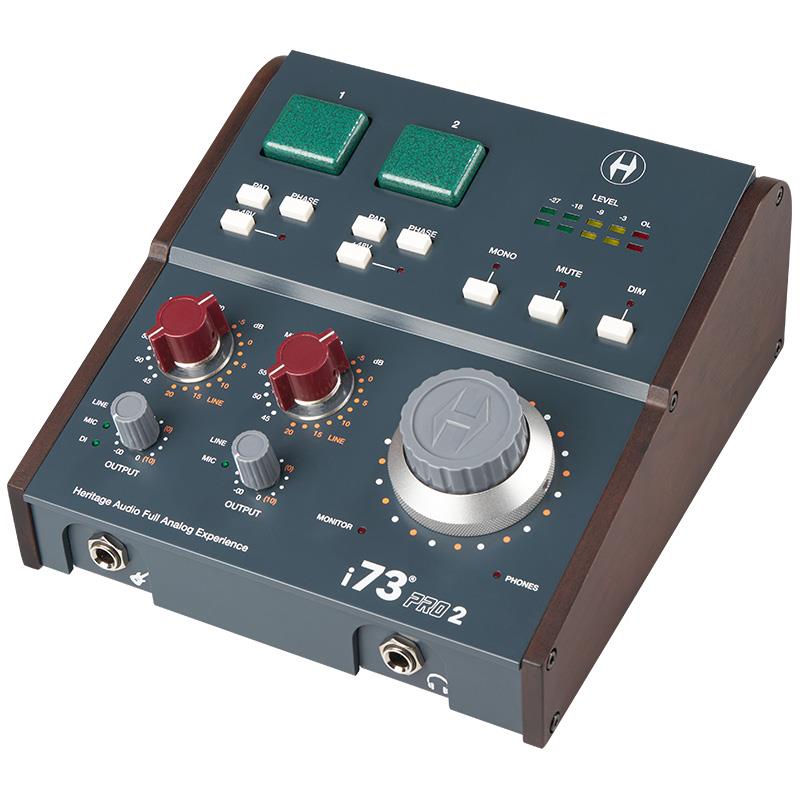 楽器種別：新品Heritage Audio/新品 商品一覧＞＞DTM【100，000円〜195，000円】 商品一覧＞＞オーディオインターフェイス/USB/Heritage Audio 商品一覧＞＞レコーディング機器買うなら、当店で！専門スタッフが迅速丁寧に対応します！Heritage Audio i73 PRO 2 (ヘリテージ オーディオ)(USB-C接続オーディオインターフェイス)(73スタイルClass-Aプリアンプ)(2イン/4アウト)商品説明【製品の特長】●73スタイル・プリアンプ搭載のオーディオインターフェース2入力/4出力の USB-C インターフェイスに、Class-A トランス搭載73スタイルプリアンプを2つ内蔵しました。i73　PRO 2 がレコーディング黄金時代の完璧なアナログ体験を容易にします。※現時点では Mac OS（10.15.7以降）のみのサポートとさせていただきます。●クラシックをダイレクトに捉えるi73 PRO シリーズはミュージシャン、プロデューサー、そしてオーディオエンジニアの方々へ、1970年代初頭から音楽制作にインスピレーションを与えてきた、あの懐かしいアナログ体験を提供することを目指して開発されました。Heritage Audio 社が誇るクラシックな73スタイルプリアンプと同じ、Class-A トランスフォーマーバランス回路を採用。i73 PRO インターフェイスからコンピューターへ、あのクラシックな魅力とアナログレコーディングの黄金時代のバイブレーションを余すことなく捉えてレコーディングできます。Heritage Audio の73スタイルプリアンプと同様、入力には3つのオプションがあります。例えば、エンドユーザーがボーカルを最大70 dB のゲインで MIC プリアンプに通したい場合や、エレキギターやベースを高速でダイナミックな JFET DI に通したい場合、さらに、クリーンな LINE 入力に通したい場合など、i73　PRO 2 を使用することで、ユーザーはどのような信号でもスタジオ品質で DAW にルーティングすることができます。i73(R)PRO 2は2つの MIC/LINE 入力、1つのステレオモニター出力、1つの最先端のヘッドフォンアンプ、Mini - DIN 端子のMIDI IN / OUT を搭載しています。●プラグインレコーディングの黄金時代がなぜそれほど魅力的だったのか。時代を飾った伝説的な音楽やミュージシャンに着目したところ、トラッキングの際に適切な機材を使用していたことに気付きました。i73　PRO はこのコンセプトの導入を容易にします。すべての i73　PRO インターフェイスには、Heritage Audio 独自のアウトボードや自社所有のビンテージ機器のプライベートコレクションをモデルにした、DSP 対応のレコーディングエフェクトが満載されています。ユニークな DSP オーディオエフェクトは、簡単な呼び出し機能を備えたネイティブ形式でも提供されるため、誰でも DAW にキャプチャーし、最新のホームスタジオワークフローを活用して作業を完遂できます。なお、エフェクト処理済み（WET）と未処理（DRY）の両方のシグナルを同時に DAW へ録音可能です。●ローレイテンシー・モニタリングミキサーユニークなモニタリングツールでは Heritage Audio 社製の DSP プラグインを立ち上げることができ、WET と DRY 信号を DAW へ同時にレコーディング可能です。さらに、モニタリング用にAUXセクション上でネイティブプラグインを立ち上げ、快適なモニタリングを実現することもできます。2つのミキシングインスタンスを使って直感的なルーティングコントロールも可能です。【製品の仕様】・2イン／4アウト USB-C オーディオインターフェイス・2基のクラスA 73スタイルプリアンプ（最大 70 dB のゲイン）・マイク／ライン入力、コンボ XLR ジャック、Hi-Z 楽器専用 JFET DI 入力・Heritage Audio Mixer によって独立して制御される TRS 経由のアナログ ステレオ モニター出力・専用キューを備えた独立したステレオヘッドフォン出力・最大 32 bit /192 kHz での録音、ミキシング、再生・+48V ファンタム電源、パッド、フェーズ・モノ、ミュート、DIM・ミニ DIN MIDI IN / OUT コネクター搭載*・クラシックで魅力的なヨーロピアンコンソールデザイン・Heritage Audio Mixer によるダイレクト・モニタリング・内蔵 DSP により、ニアゼロレイテンシーでリアルタイムのトラッキング処理が可能・自社アウトボードとプライベートギアコレクションをモデルにしたエフェクトコレクションを搭載・Mixer から DAW へ WET/DRY 信号を同時に録音可能・クラス最高の AD/DA コンバージョン・コンピューター接続用の USB-C 端子（ケーブル付属）・マイク入力ダイナミックレンジ : 116 dB （A-weighted）・ゲインレンジ : 最大 70 dB・EIN : -125 dB・ライン / インストゥルメント・ダイナミックレンジ : 116 dB (A-weighted)・ヘッドホン出力のダイナミックレンジ : 123 dB 以上 (A-weighted)・最大出力レベル : +24.0 dBu、最大+12 dBu まで段階的に設定可能・モニター出力：ダイナミックレンジ 125 dB (A-weighted)*本製品に、MIDI ブレイクアウトケーブルは付属していません。YAMAHA ZP893500（別売）と互換性があります。※最新の動作環境はメーカーサイトにてご確認の上、お求めください。イケベカテゴリ_DTM_オーディオインターフェイス_USB_Heritage Audio_新品 SW_Heritage Audio_新品 JAN:4530027290314 登録日:2025/07/27 ヘリテイジオーディオ