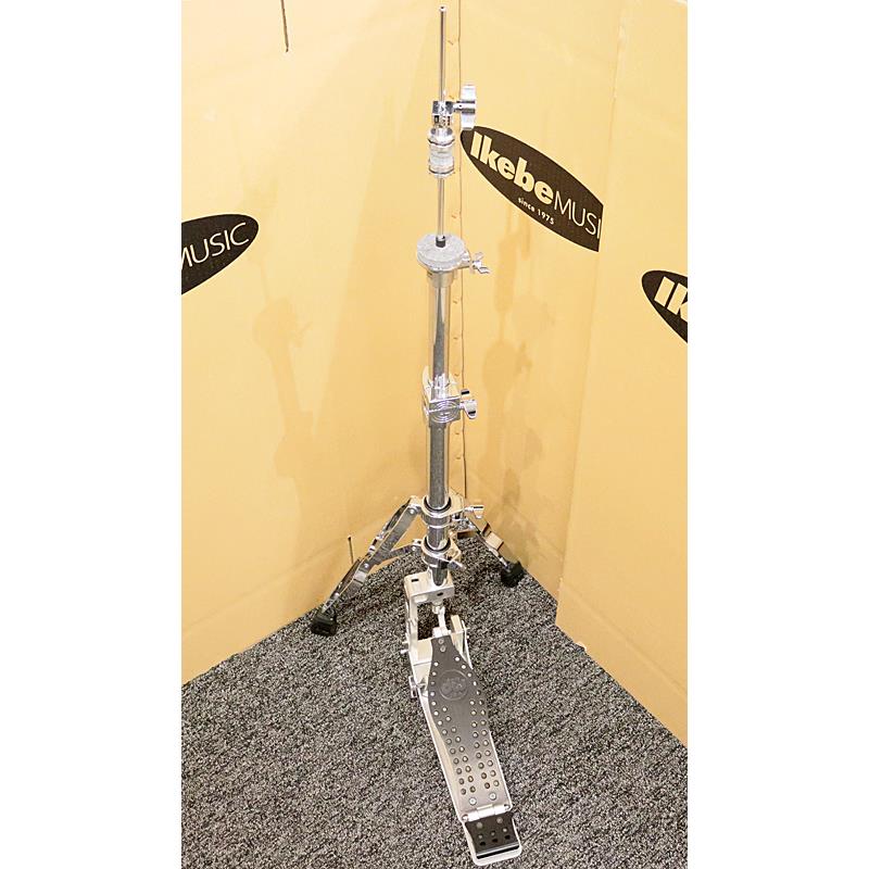 楽器種別：アウトレットdw/アウトレット 商品一覧＞＞ドラム【65，000円〜125，000円】 商品一覧＞＞スタンド/ハイハットスタンド/dw 商品一覧＞＞安心してお買い物頂けるよう、スネアもシンバルも丁寧梱包でお届けします！dw CPMDDHH2BK [MFG Direct Drive 2-Leg Hi-Hat Stand - GRAPHITE]【数量限定特価品】商品説明※店頭にて展示、試打を解禁しております為、細かいキズや汚れが発生する場合がございます。dwダイレクトドライヴ・ハイハット・ペダル（2レッグ）にカラーバリエーションが登場！！DW MFG Boutique in Californiaから、航空機グレードのアルミを正確に機械加工したダイレクトドライヴ・ハイハット・ペダル「MDDハイハット・ペダル」が登場！それは最新の技術と最高品質の素材を採用し、さらにドラミング技術を高めるために作られてたdwペダルの集大成ともいえるモデルです。「MDD」は、Floating Rotor Technologyを採用した市場で唯一のペダルです。その結果、すばやく滑らかでレスポンスが良いアクションとパワーを兼ね備えた至高なモデルとなりました。この全く新しいdwハイハット・ペダルを是非とも体感してください！【スペック】・2レッグ・ワンタッチクラッチ装備・オフセット・シンバル・シート調整・VERT ：ヴァーチカル・スプリング・テンション調整・ダイレクト・プル・システム：ダイレクト、または、フローティングのフィーリングをセレクト可能・マシン・アルミ・リンケージによる、フットボードの独立した高さ調整が可能。・出し入れ可能な、剣山スパー装備・クランプ・ロックで、ベースプレートをしっかりと固定可能。・スムーズな表面で、軽量な、穴開きソリッドアルミ・フットボード・人間工学的にデザインされたヒールプレート。・インターロッキング・デルタ・ヒンジ・ショートロッド付属イケベカテゴリ_ドラム_スタンド_ハイハットスタンド_dw_アウトレット SW_dw_アウトレット JAN:0647139580081 登録日:2026/03/31 ドラムハードウェア