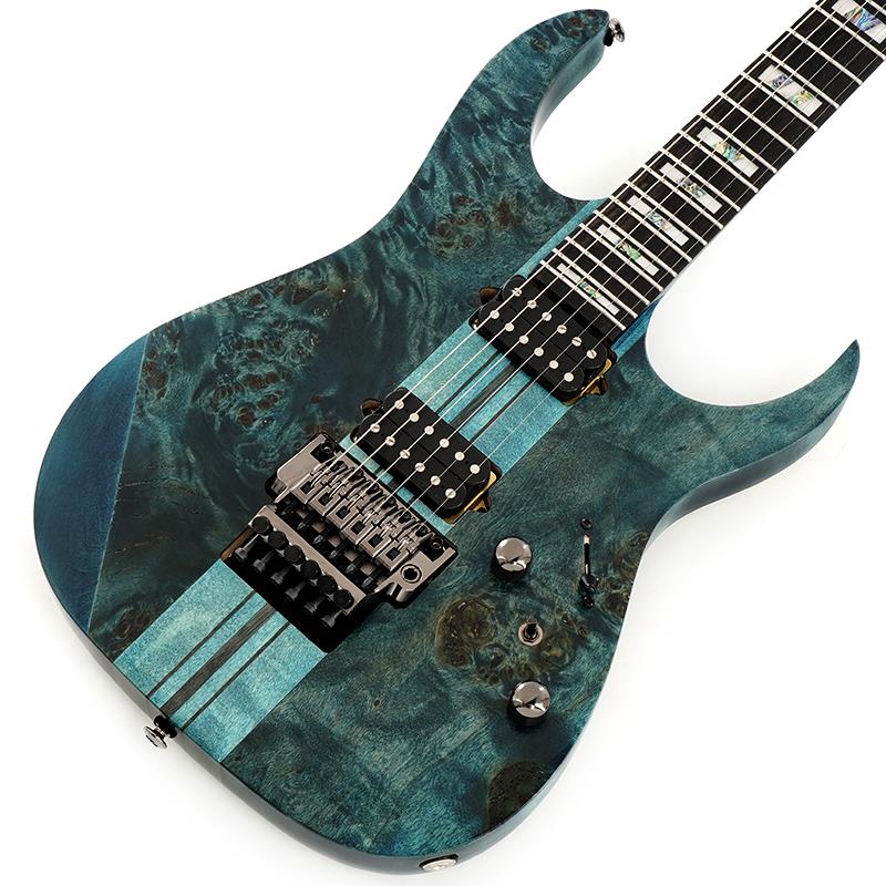 楽器種別：新品Ibanez/新品 商品一覧＞＞エレキギター【140，000円〜265，000円】 商品一覧＞＞STタイプ/Ibanez 商品一覧＞＞当店のギターは、出荷前に専門スタッフが検品・調整しているので安心です！Ibanez Premium RGT1220PBK-COL (Cosmic Blue Low Gloss)商品説明RG Premium 2025 New Model !!dyna-MIX10 スイッチングシステムを搭載した、HHピックアップレイアウト / スルーネック仕様の RG Premium 新モデル！◆Wizard III 7pc Maple/Walnut Neck-throughメイプル材、ウォルナット材をラミネートした Wizard III 7pc ネックです。高い剛性、豊かなサステイン、Ibanezらしい薄いシェイプのネックならではのスムーズな演奏性を併せ持っています。2つの木材が織り成すネックバックのデザインも魅力的です。◆Ebony fretboard with Jumbo Stainless Frets & Luminescent side dot inlay指板は、音の立ち上りに優れブライトな音色を特徴とするエボニー材を採用しています。フレットは、メンテナンス性に優れ、音の立ち上がりが早く、コード弾きでも分離が良く、ノート弾きでもクリアな出音を特徴に持つステンレス・フレットを採用。軽いタッチで押弦でき、速いパッセージを弾いたり、スムーズなチョーキングを行える点に優れている、ジャンボサイズを採用しています。また、フレット・エッジに球面加工を施すことにより、運指時に指に当たる抵抗を軽減し、一段上の弾き心地を実現しています。照明などでめまぐるしく変化する演奏環境に対応してくれる、高い視認性を誇る3.0mm径の蓄光材ドット・ポジションを採用しています。暗いステージの上でも自分の弾きたい音を見失うことはないでしょう。◆DiMarzio pickupsネック・ポジションにはクリアかつウォームなサウンドが特徴のAir Norton 、ブリッジ・ポジションには高音域から低音域までバランスよく出力しパワフルなサウンドが特徴のThe Tone Zoneを搭載しています。◆Alter switch for dyna-MIX 10 wiringミニスイッチの切り替えひとつで、自由自在にハムバッカー・モードとシングルコイル・モードを切り替えられ、10パターンのサウンド・バリエーションを奏でられます。パワータップモードでは、片方のコイルをタップさせ、もう片方のコイルの低音域を生かす特殊配線が施された、ただのタップでは得られないクリアな高音域と太くて輪郭のハッキリしたサウンドが特徴です。限られた機材で一人何役もこなさなければならない現代のギター・プレイヤー向きのスイッチング・システムです。◆Edge tremolo bridge滑らかな操作性と煌びやかなサウンドが特徴のオリジナル・トレモロ・ブリッジ Edge を搭載しています。※画像はサンプルです。製品の特性上、杢目、色合いは個体ごとに異なります。商品詳細SpecsNeck type Wizard III 7pc Maple/Walnut Neck-throughBody Poplar Burl (3mm) top/American Basswood wing bodyFretboard Ebony fretboard w/Acrylic & Abalone block & Luminescent side dot inlayFret Jumbo Stainless Steel w/Premium fret edge treatmentBridge Edge tremolo bridgeMachine head Gotoh machine headsNeck pickup DiMarzio Air Norton (H) neck pickupBridge pickup DiMarzio The Tone Zone (H) bridge pickupControls， Pickup selector 1 Volume， 1 Tone， 5-way lever switchSwitch dyna-MIX10 switching system w/Alter SwitchHardware color Cosmo blackStrings gauge .009/.011/.016/.024/.032/.042 (D'Addario EXL120)Neck DimensionsScale 648mm/25.5Width at Nut 43mmWidth at Last Fret 58mmThickness at 1st 19mmThickness at 12th 21mmRadius 400mmRギグ・バッグ付属イケベカテゴリ_エレキギター_STタイプ_Ibanez_新品 SW_Ibanez_新品 JAN:4549763369079 登録日:2025/07/27 エレキギター アイバニーズ イバニーズ