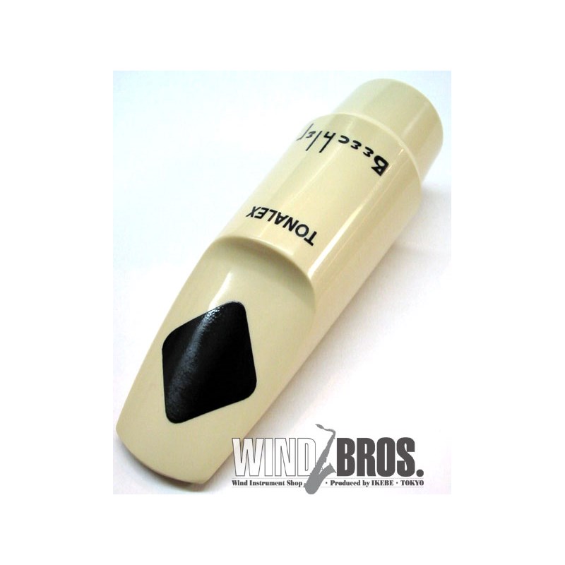 楽器種別：新品Beechler/新品 商品一覧＞＞管楽器・吹奏楽器【15，000円〜35，000円】 商品一覧＞＞サックス用アクセサリ/マウスピース/アルトサックス用/Beechler 商品一覧＞＞サックス買うなら、当店で！専門のスタッフが丁寧に検品・調整しているので安心です！Beechler 「オープニング：L5S」アルトサックス用マウスピース ビーチラー トナレックス商品説明// Beechler Beechler Tonalex for Alto Sax //ホワイトアコースティック樹脂を使用し、柔らかく明るいサウンドが特徴。アルトはLボアが標準、ショート(S)フェイシングが一般的です。　ex)L4S：Lボア、オープニング4、ショートフェイシング■付属品：外箱【オープニング】「4」(1.78mm)…メイヤー5、セルマーD、デュコフD5相当「5」(1.90mm)…メイヤー6、セルマーEとFの間、デュコフD6相当　※オススメ！「6」(2.03mm)…メイヤー7、デュコフD7相当（あくまで目安とお考え下さい）※オープニングによっては納期を頂戴する場合がございます。イケベカテゴリ_管楽器・吹奏楽器_サックス用アクセサリ_マウスピース_アルトサックス用_Beechler_新品 SW_Beechler_新品 JAN:0879281003853 登録日:2024/05/01 サックス用マウスピース マウスピース ビーチラー