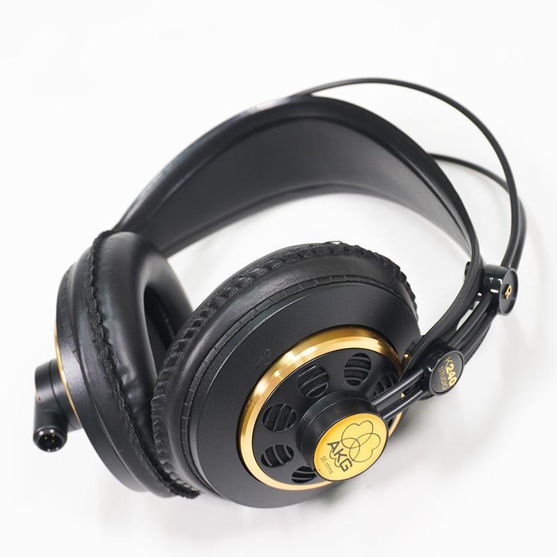 AKG K240
